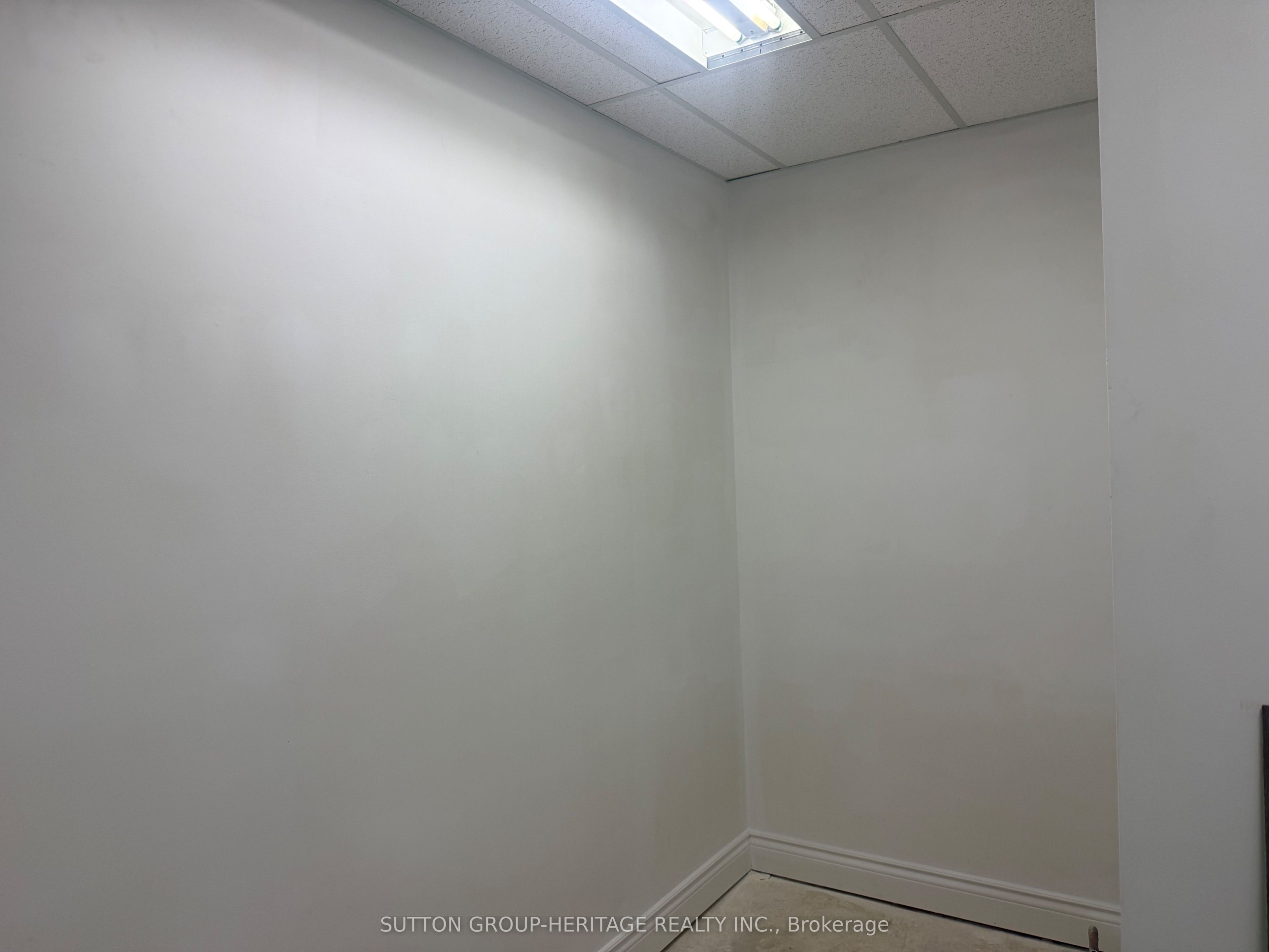 20 Freel Ln Property Photo 5
