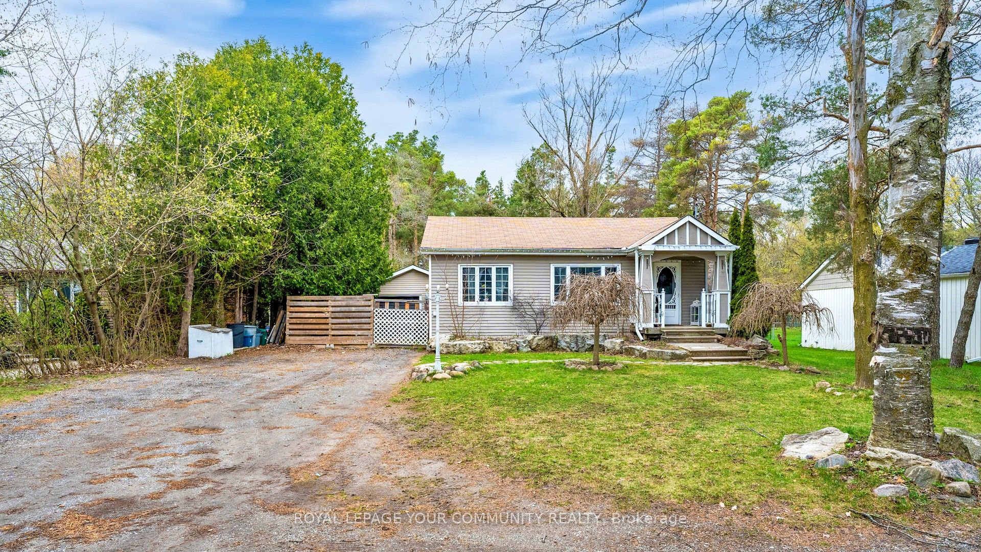 5154 Aurora Road Property Photo 4