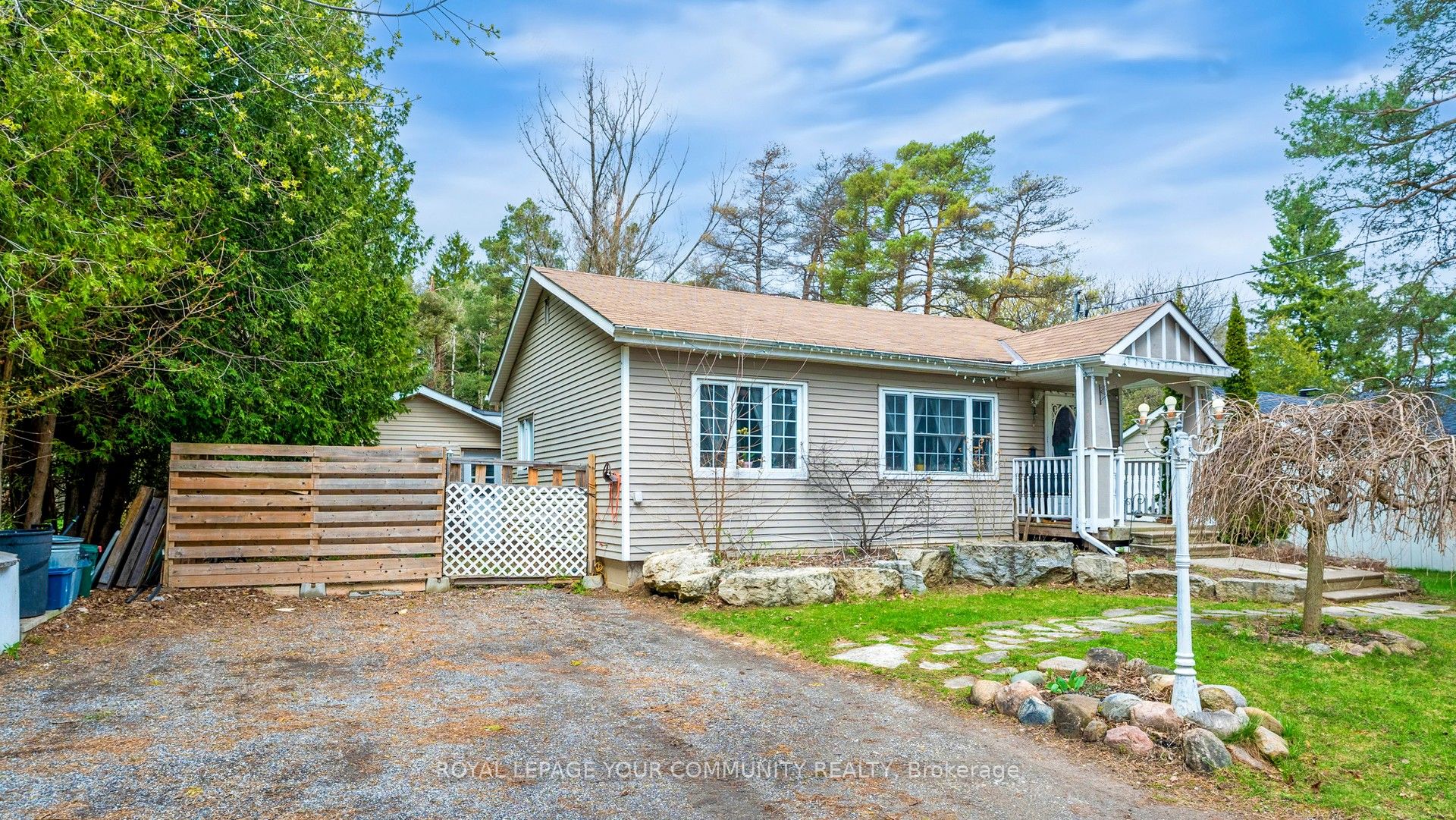 5154 Aurora Road Property Photo 6