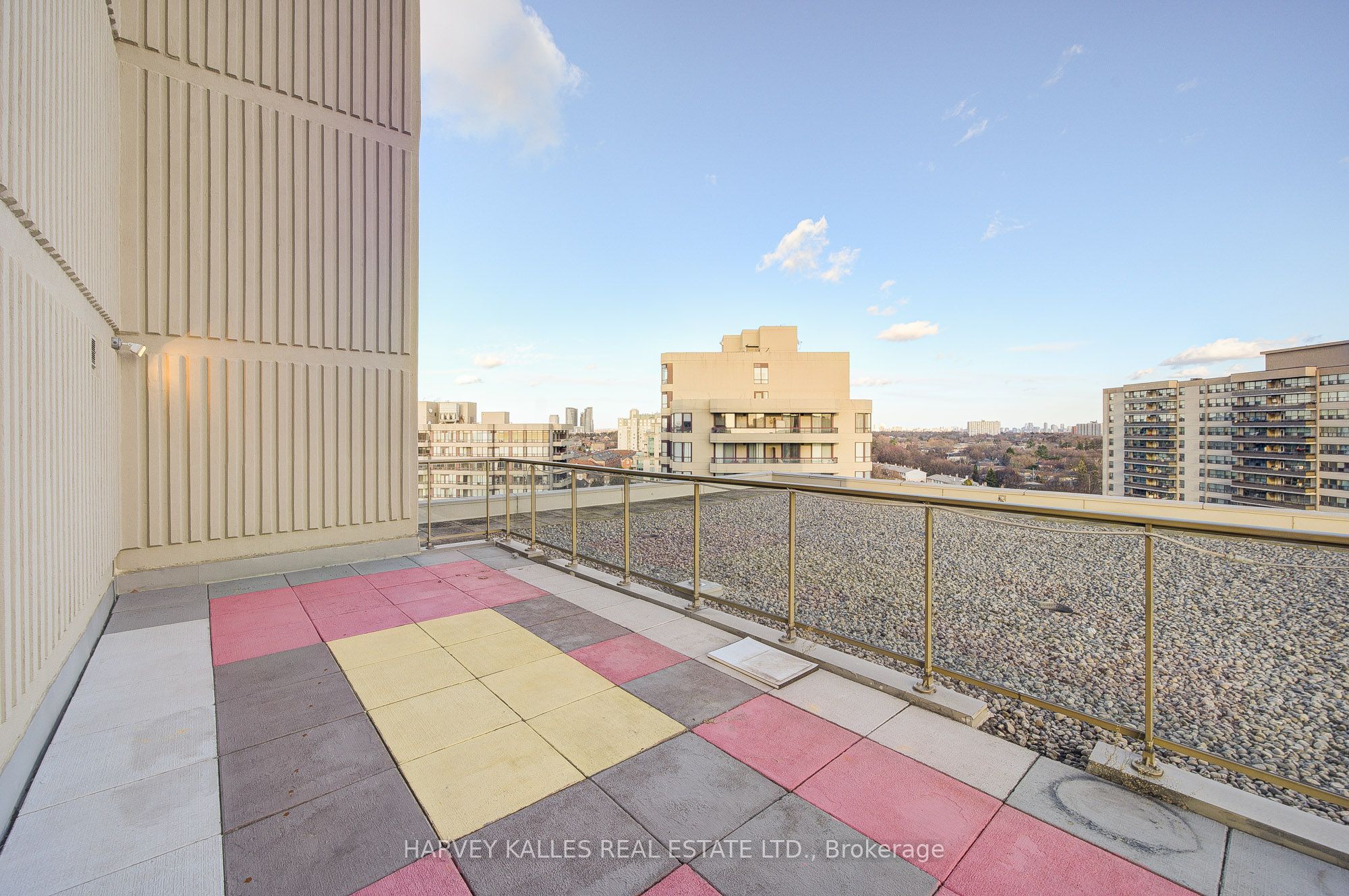 #1204 - 11 Townsgate Drive Property Photo 41