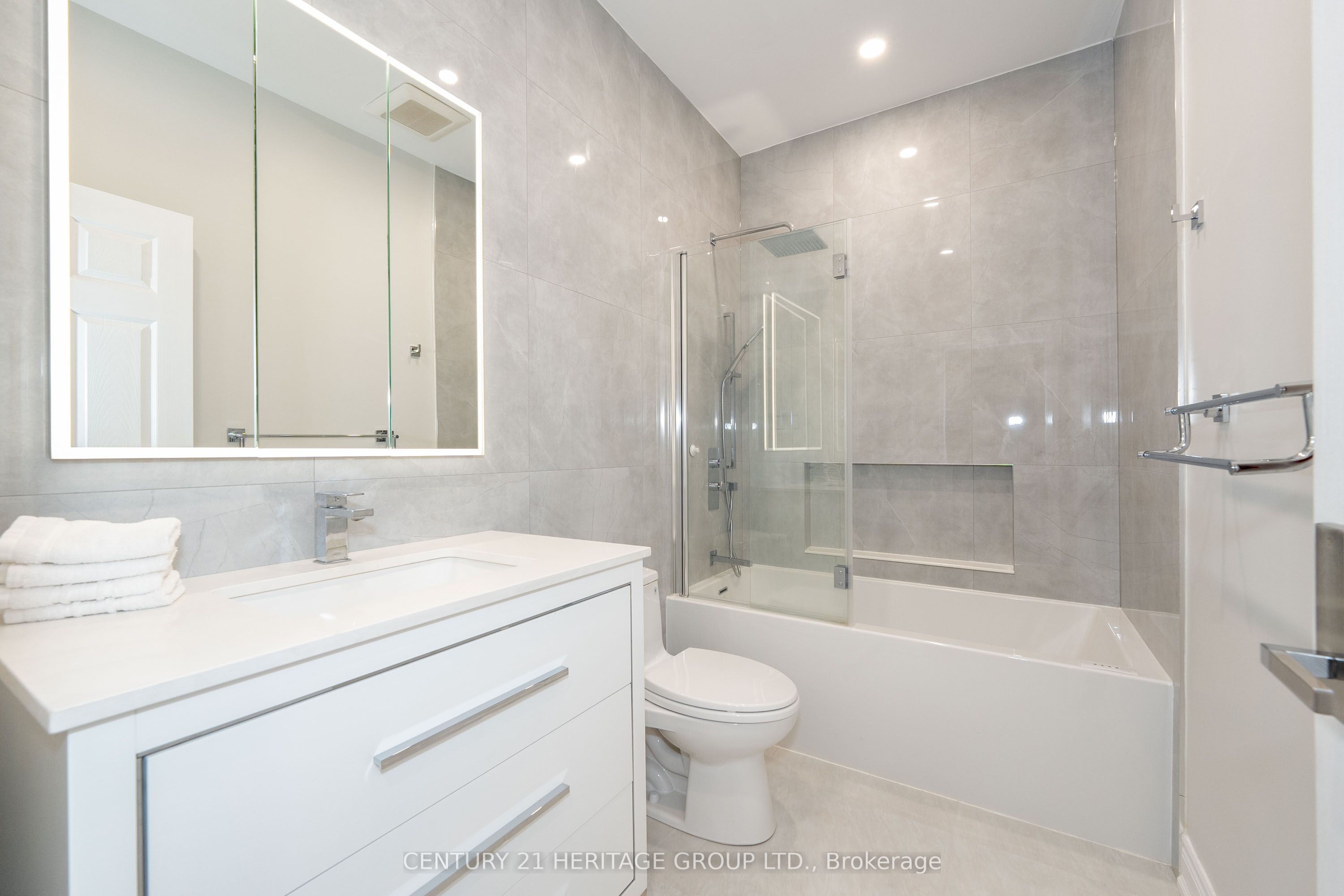 23 Long Stan Property Photo 22
