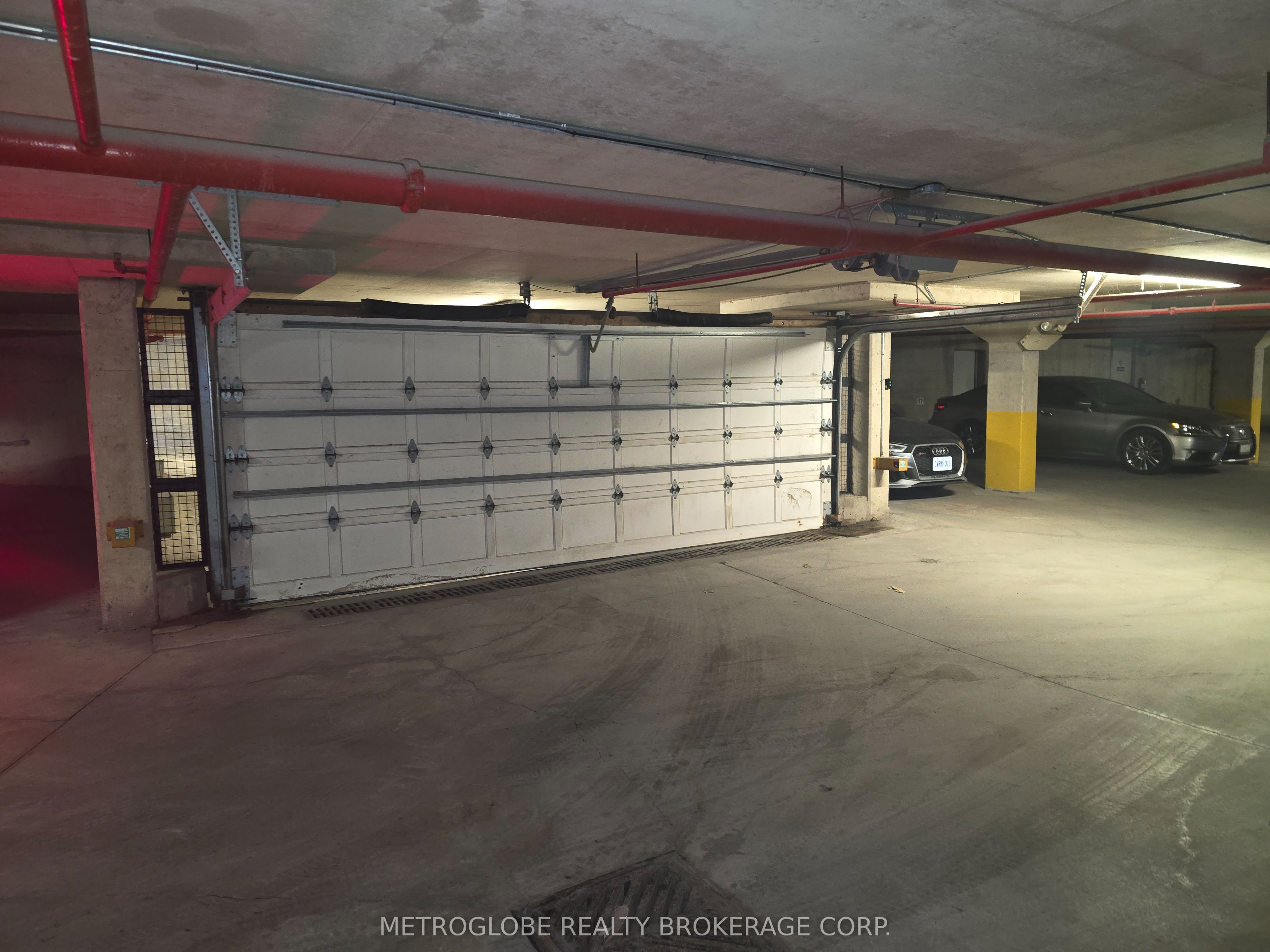#pkg D - 10480 Islington Avenue Property Photo 3