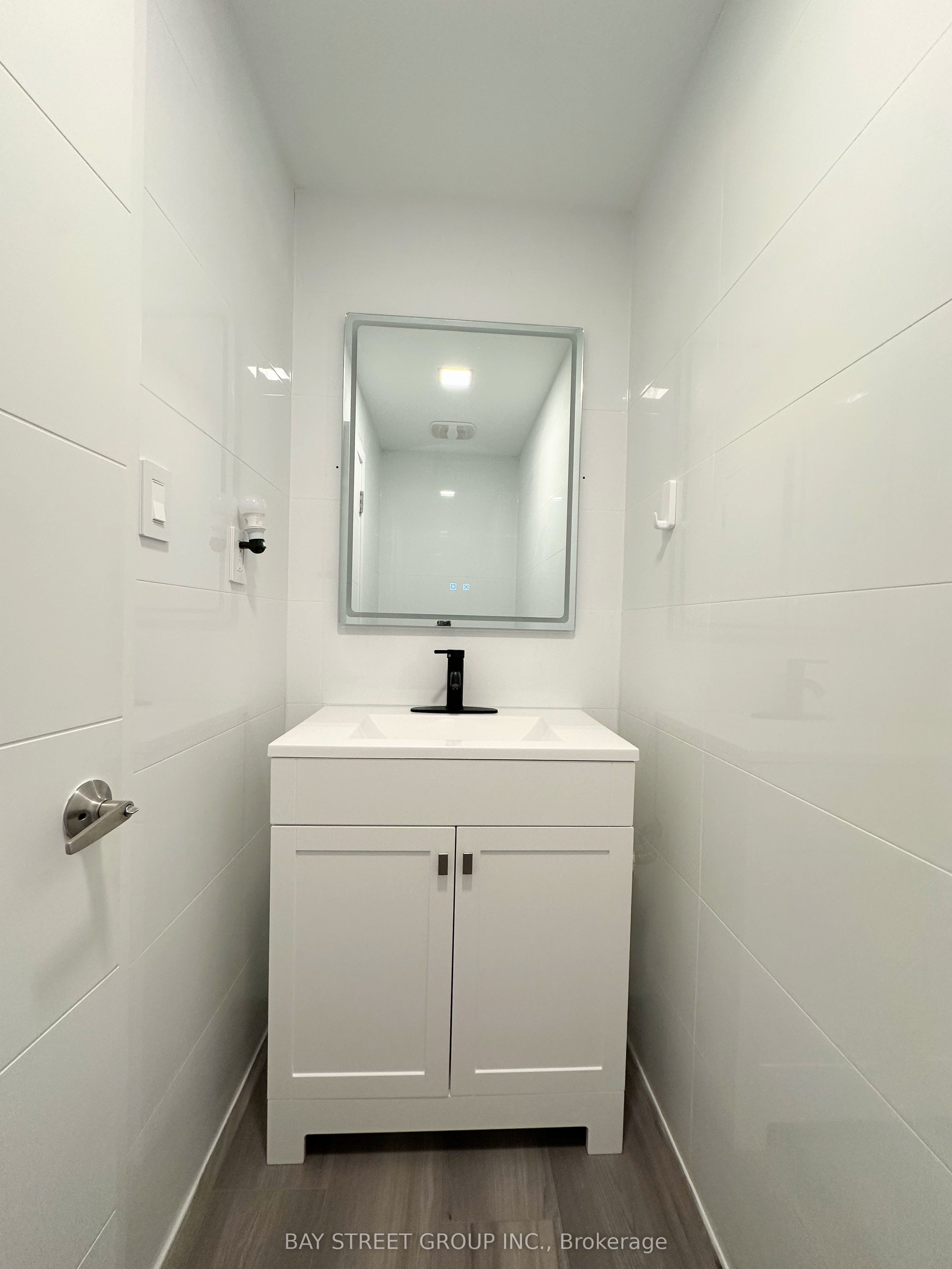 #unit 3 - 105 Main Street Property Photo 11