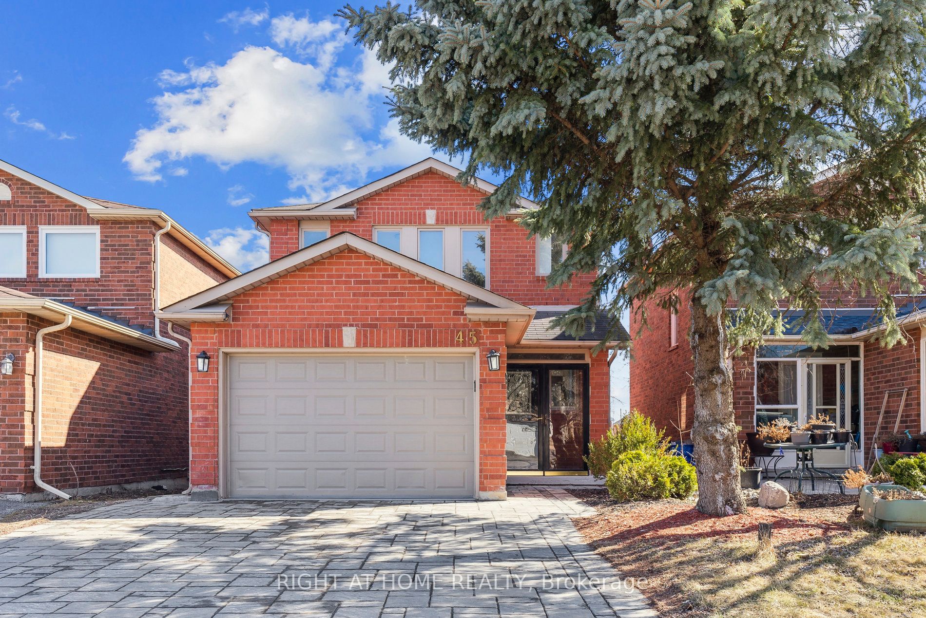 45 Bayel Crescent Property Photo 1