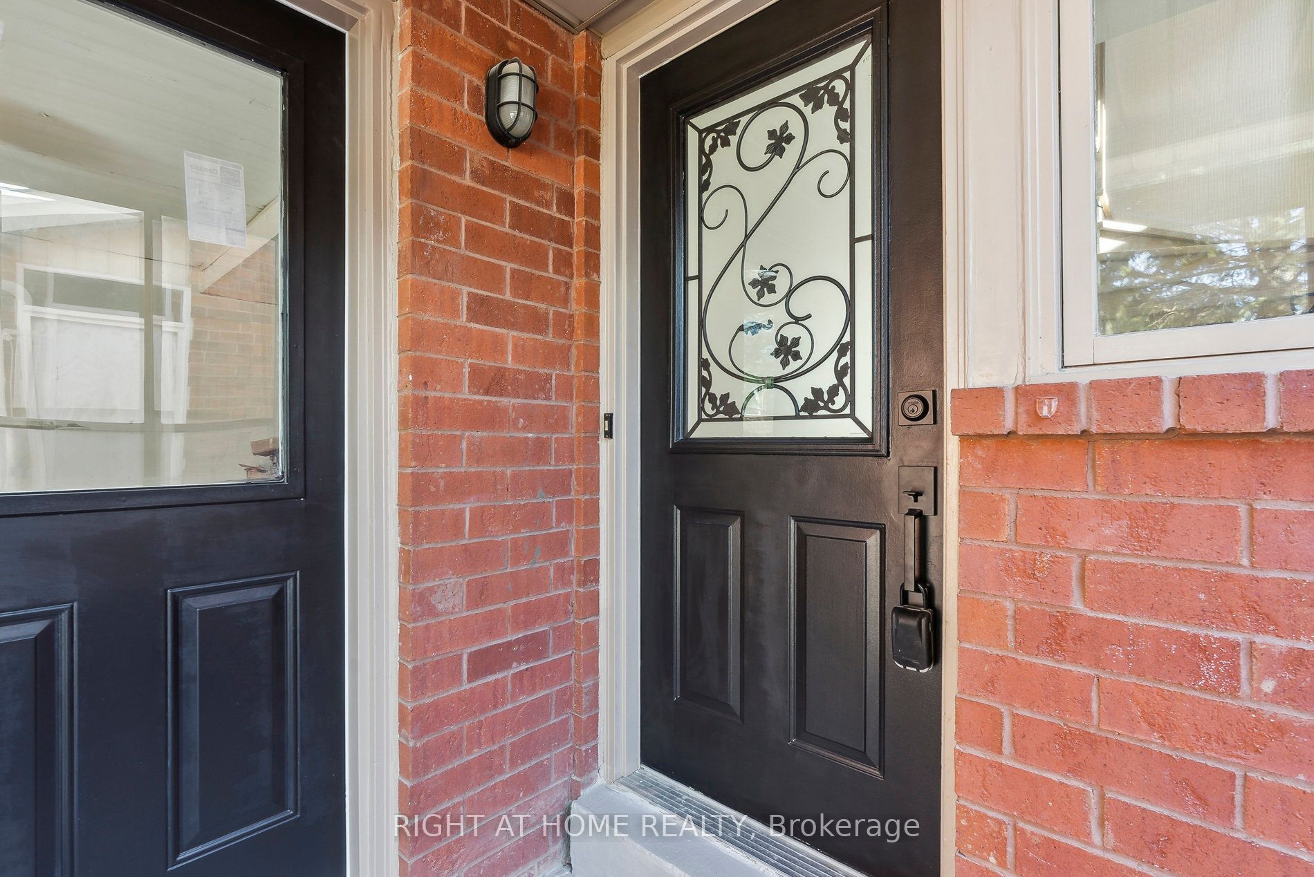 45 Bayel Crescent Property Photo 2