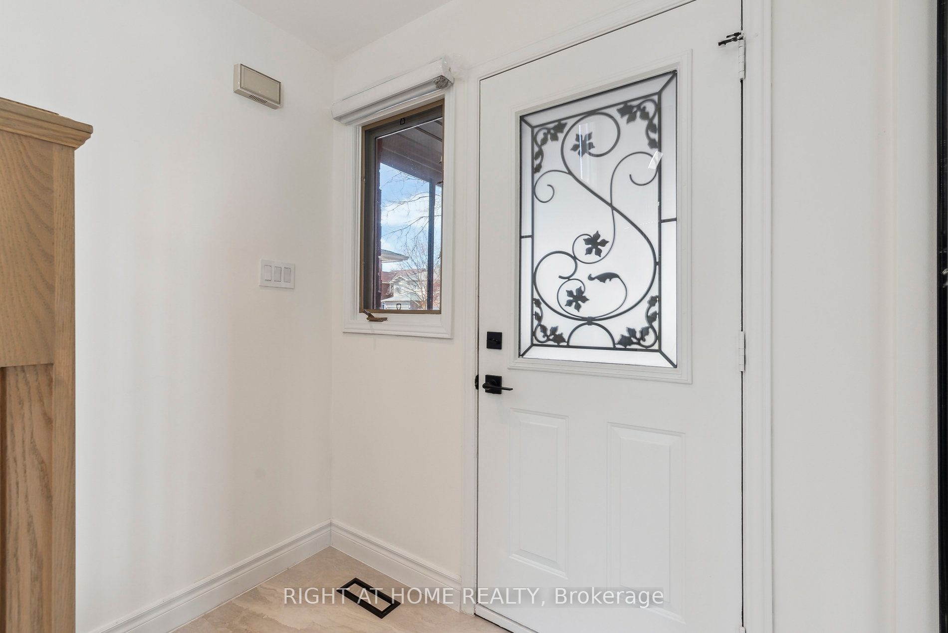 45 Bayel Crescent Property Photo 3