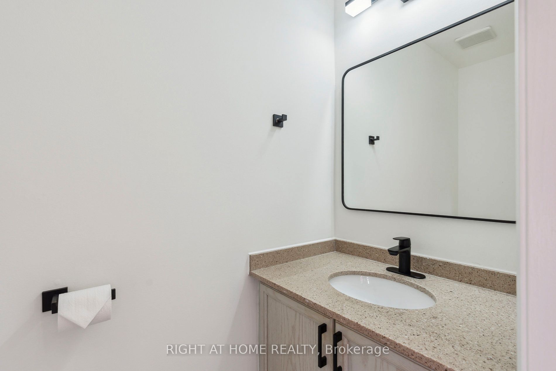 45 Bayel Crescent Property Photo 6