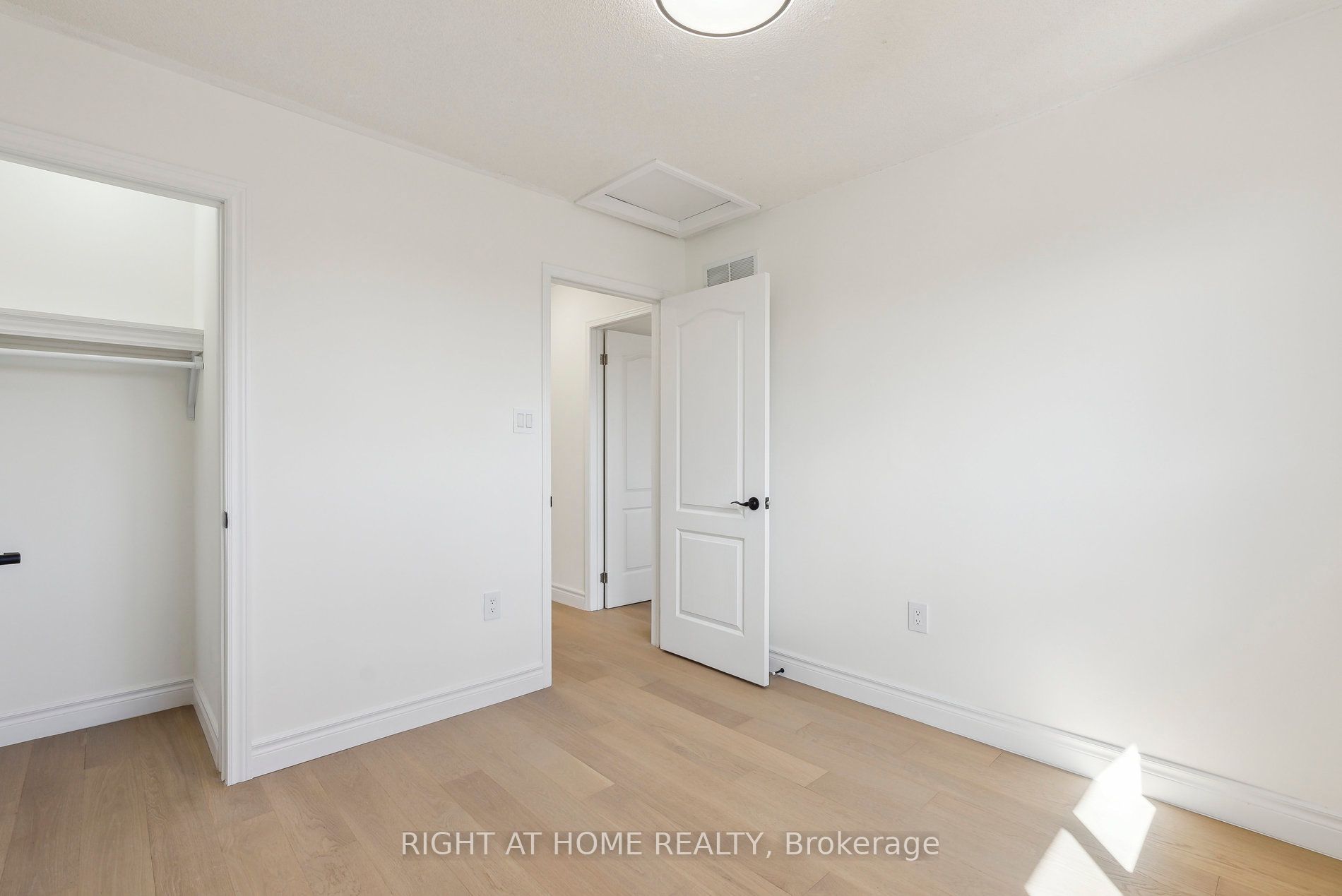 45 Bayel Crescent Property Photo 24
