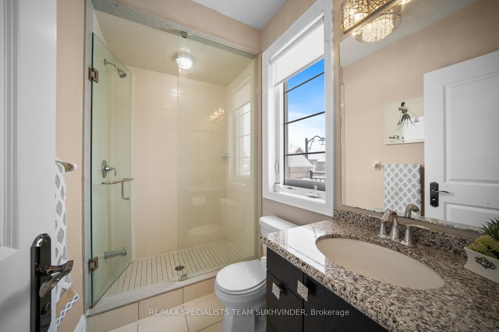 378 Woodgate Pines Drive Property Photo 26