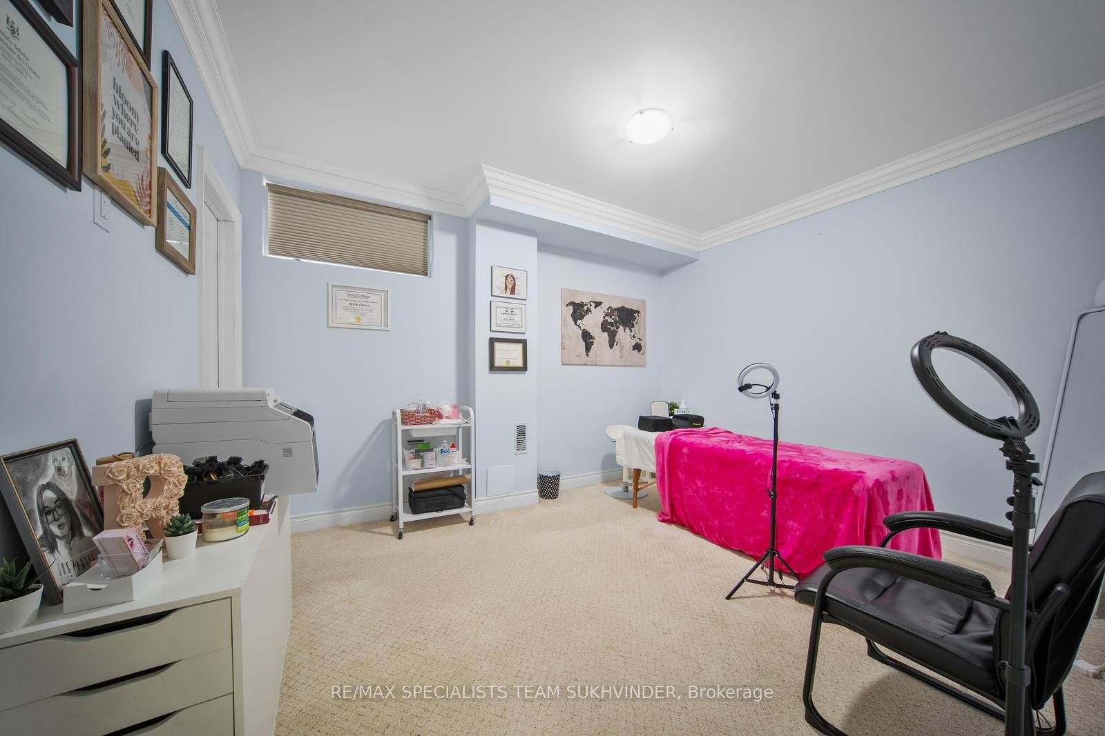 378 Woodgate Pines Drive Property Photo 39