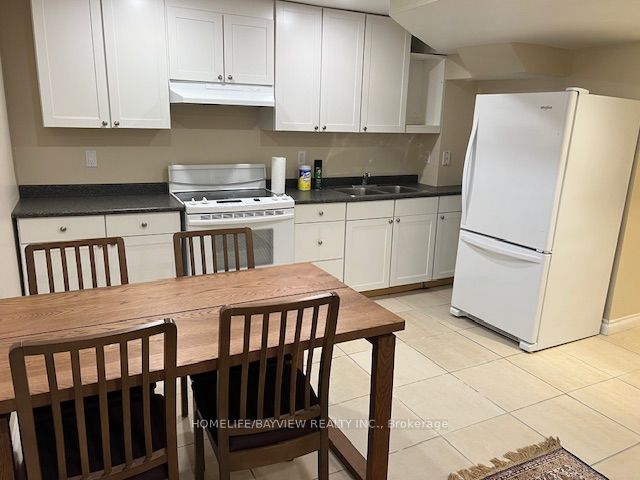 30 Appleview Road Basement Property Photo 6