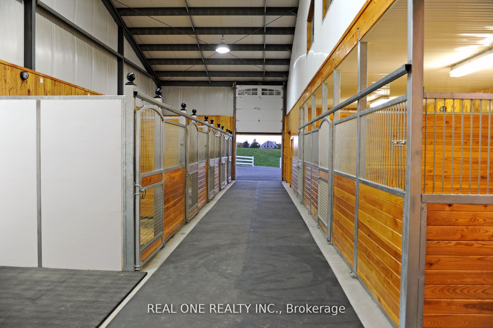 16979 Ninth Line Property Photo 16