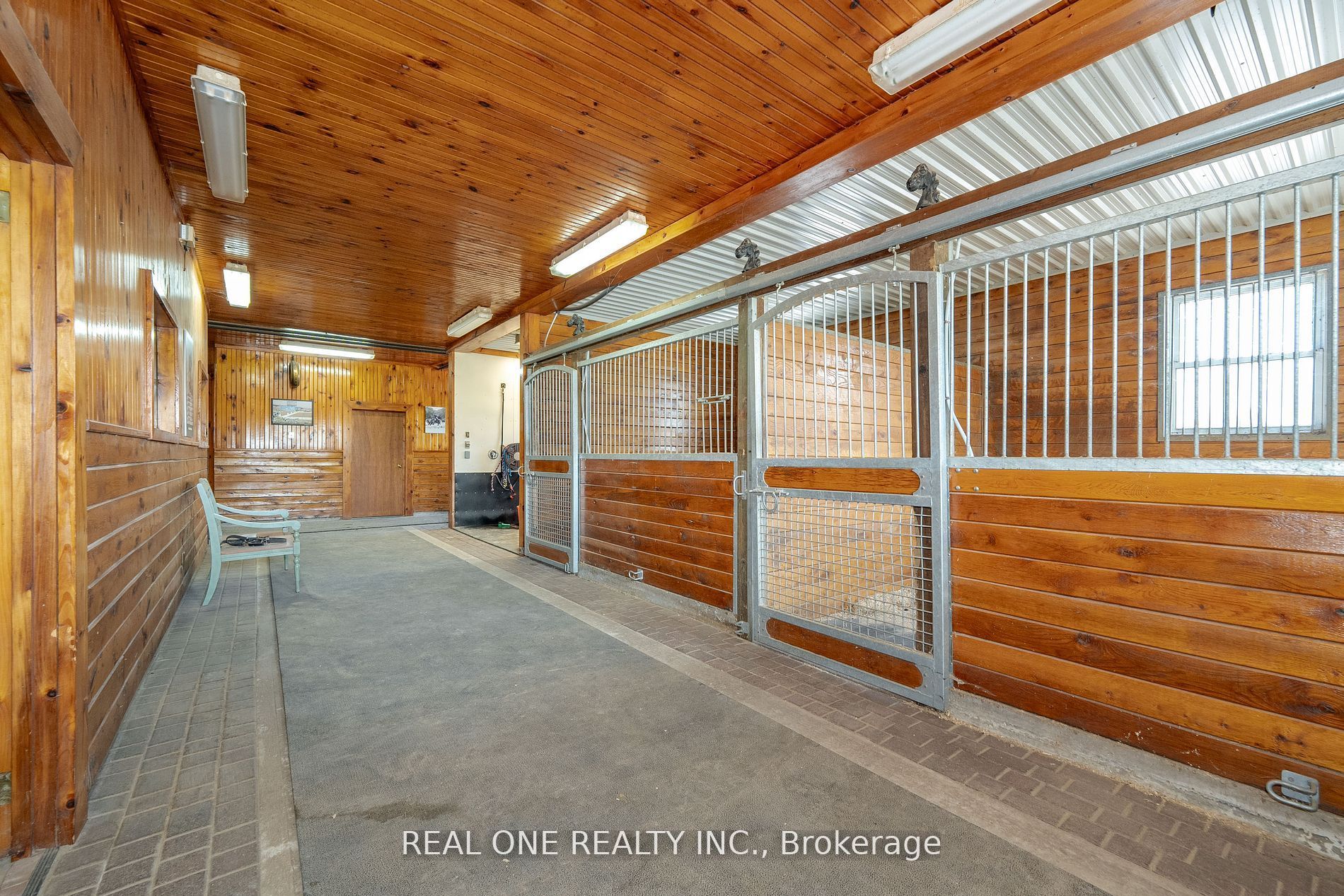 16979 Ninth Line Property Photo 35