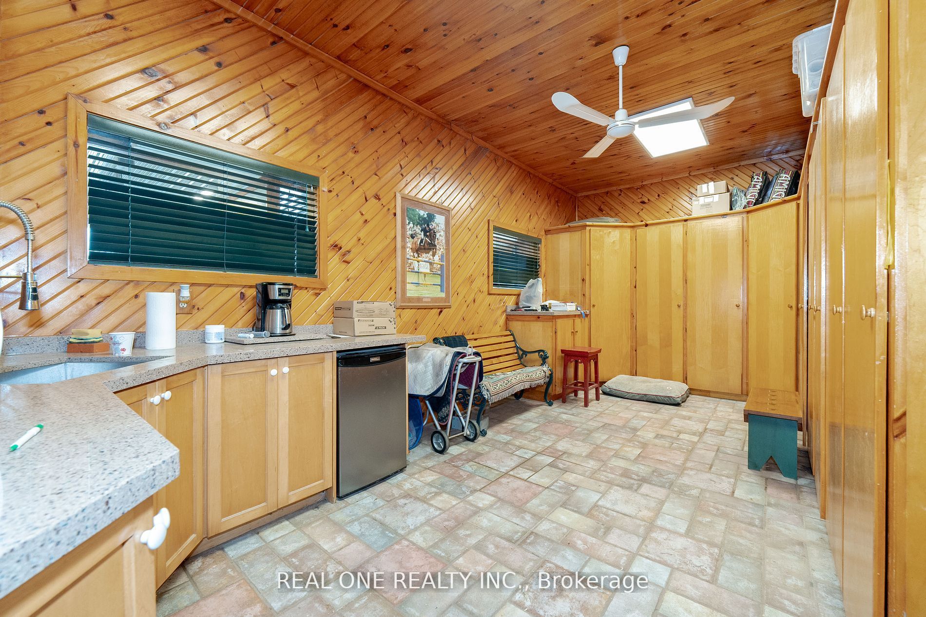 16979 Ninth Line Property Photo 38