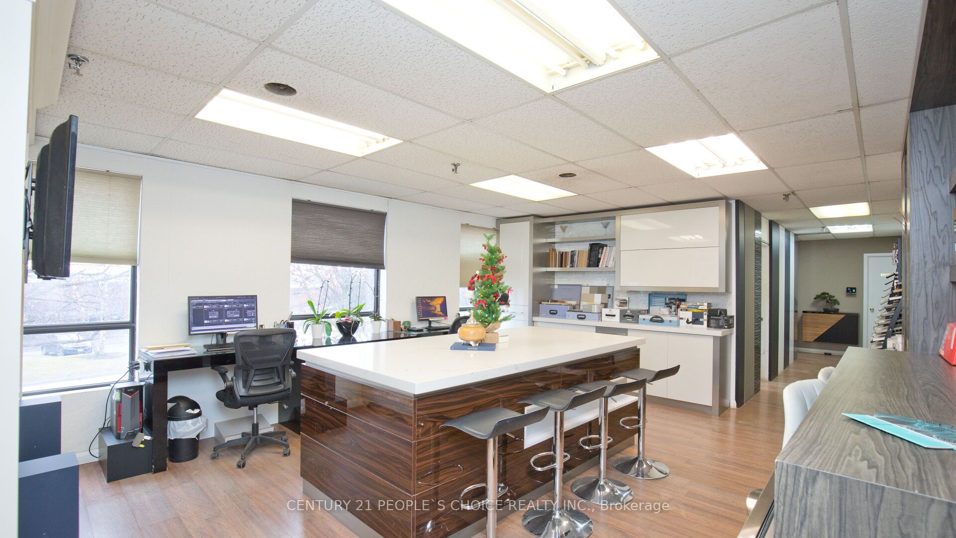 #unit 2 - 360 Rayette Road Property Photo 2