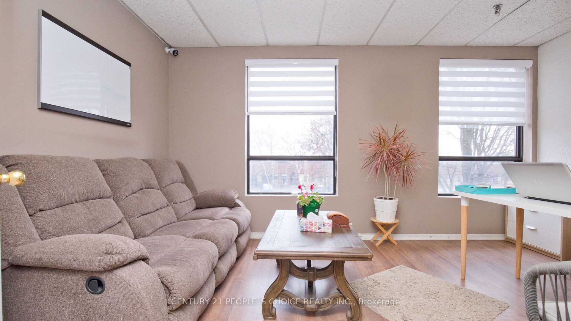 #unit 2 - 360 Rayette Road Property Photo 10