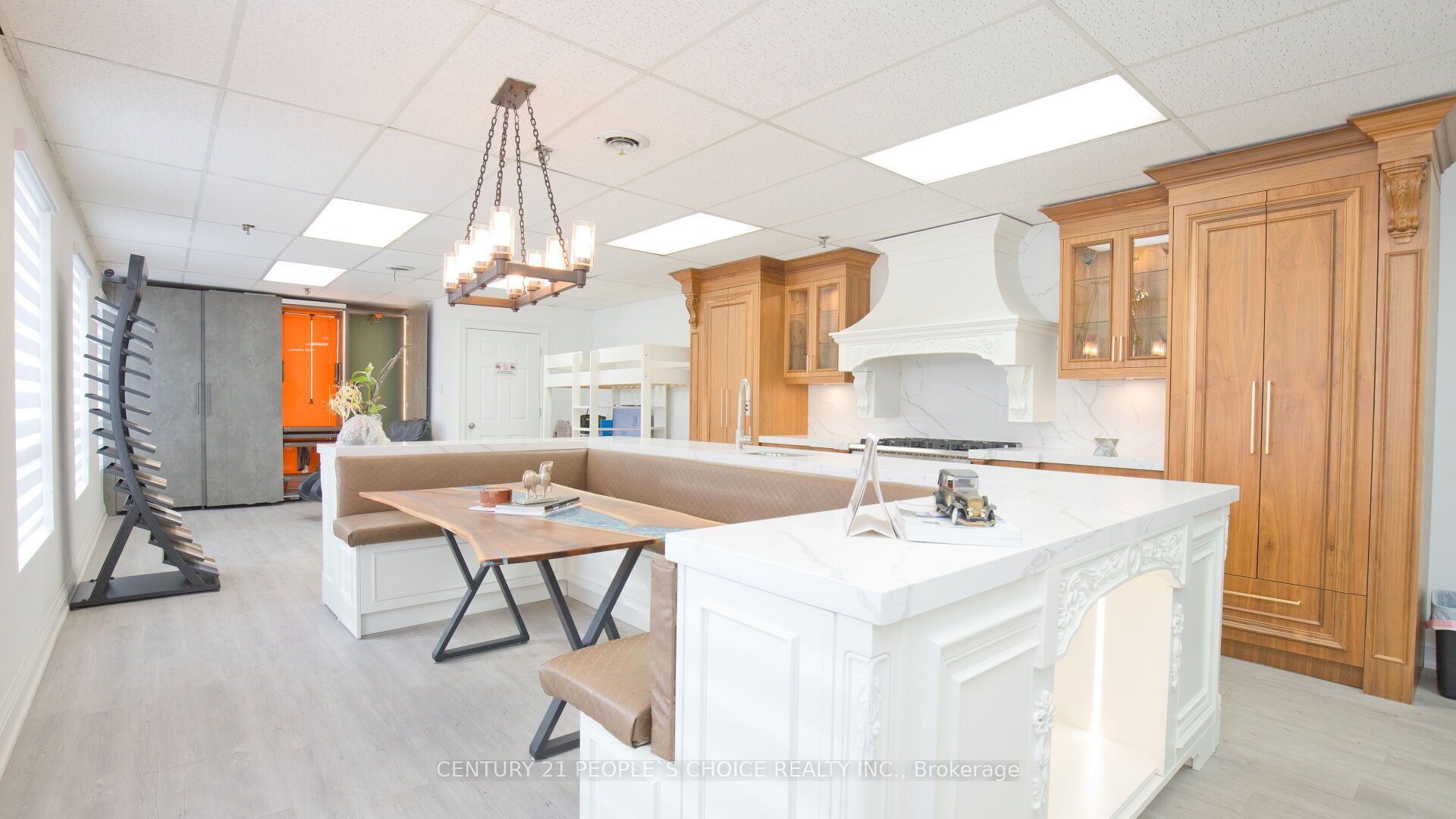 #unit 2 - 360 Rayette Road Property Photo 25