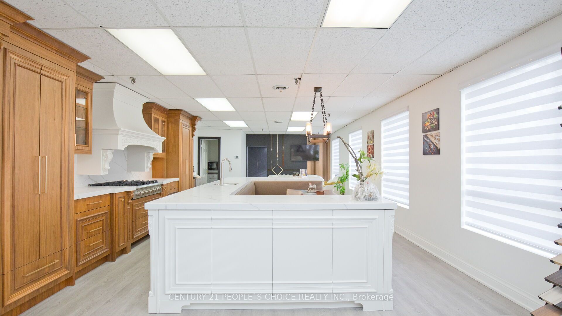 #unit 2 - 360 Rayette Road Property Photo 27