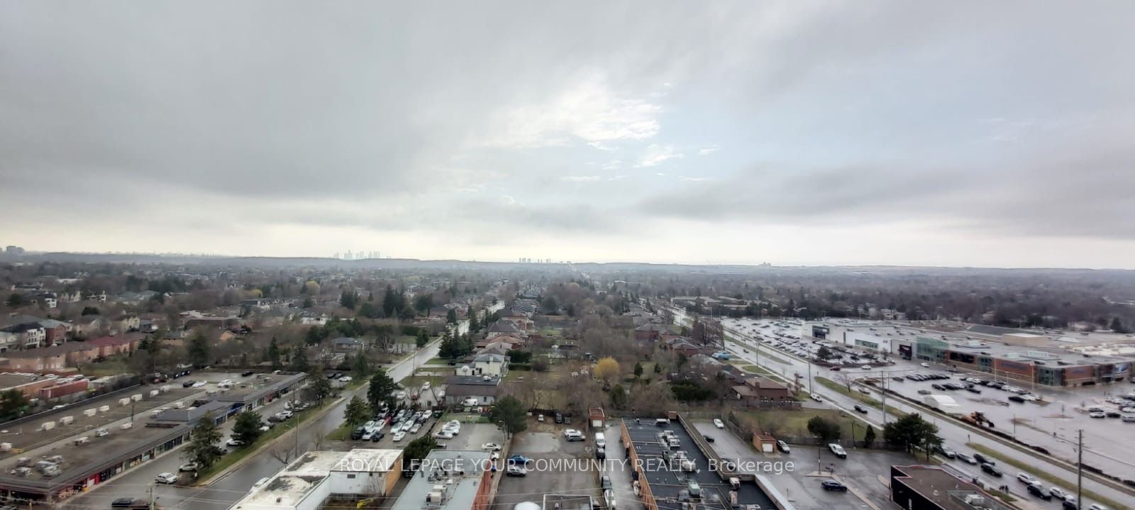 #1510 - 9201 Yonge Street Property Photo 4