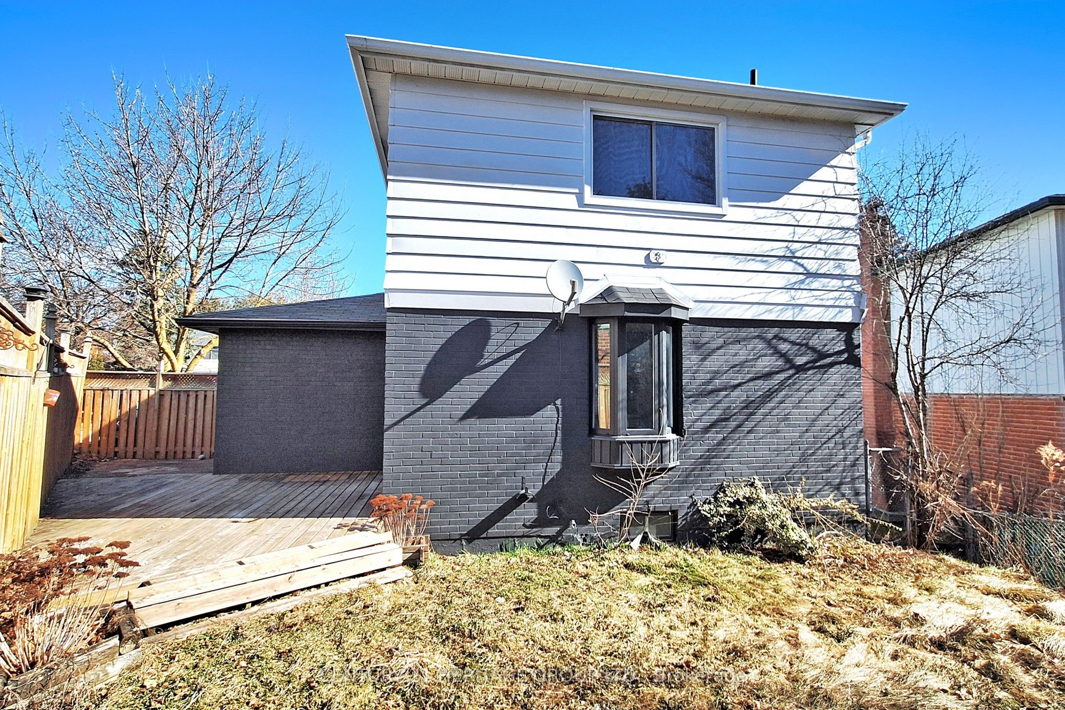 238 William Roe Boulevard Property Photo 33