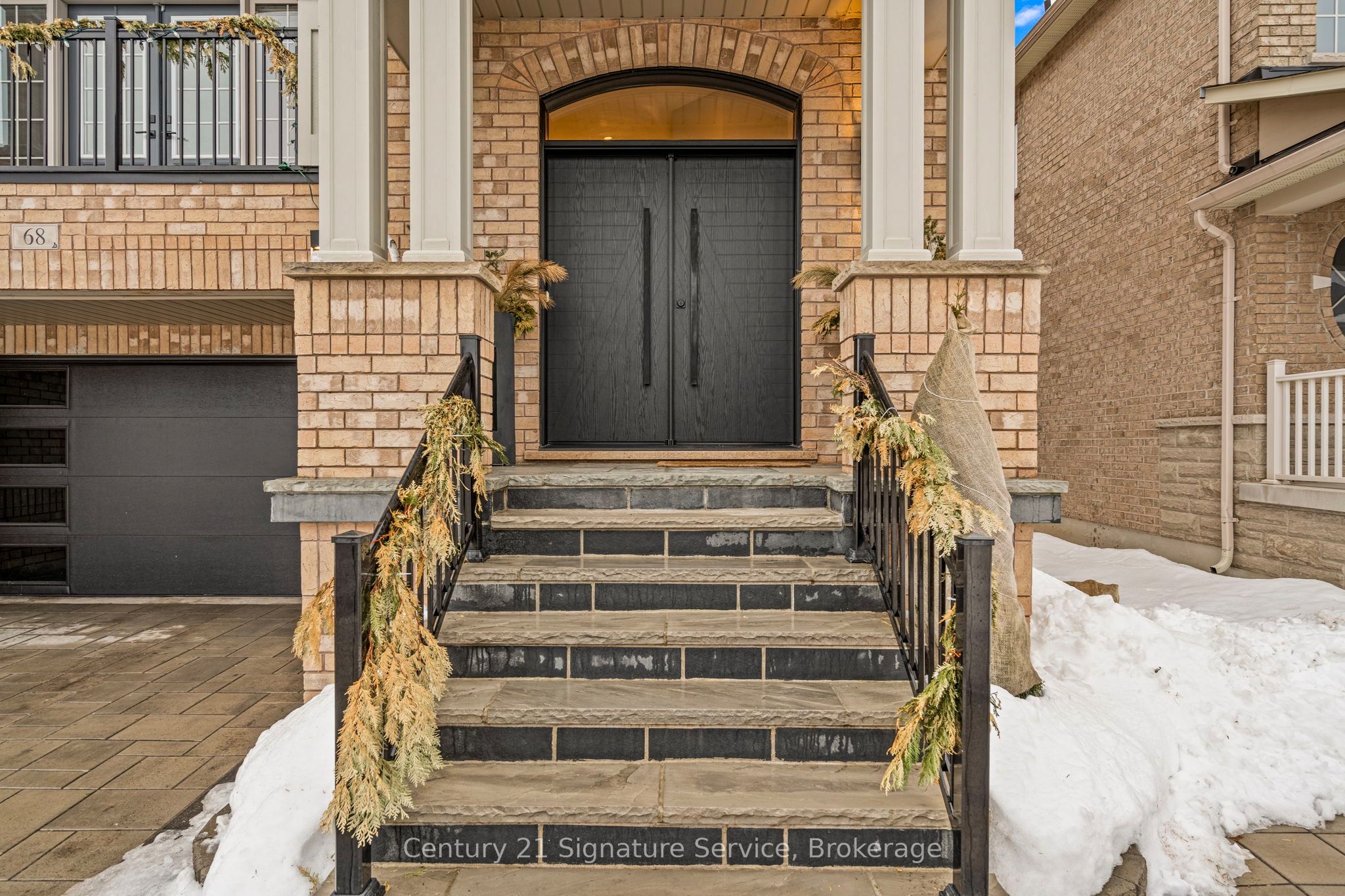 68 Greendale Avenue Property Photo 2