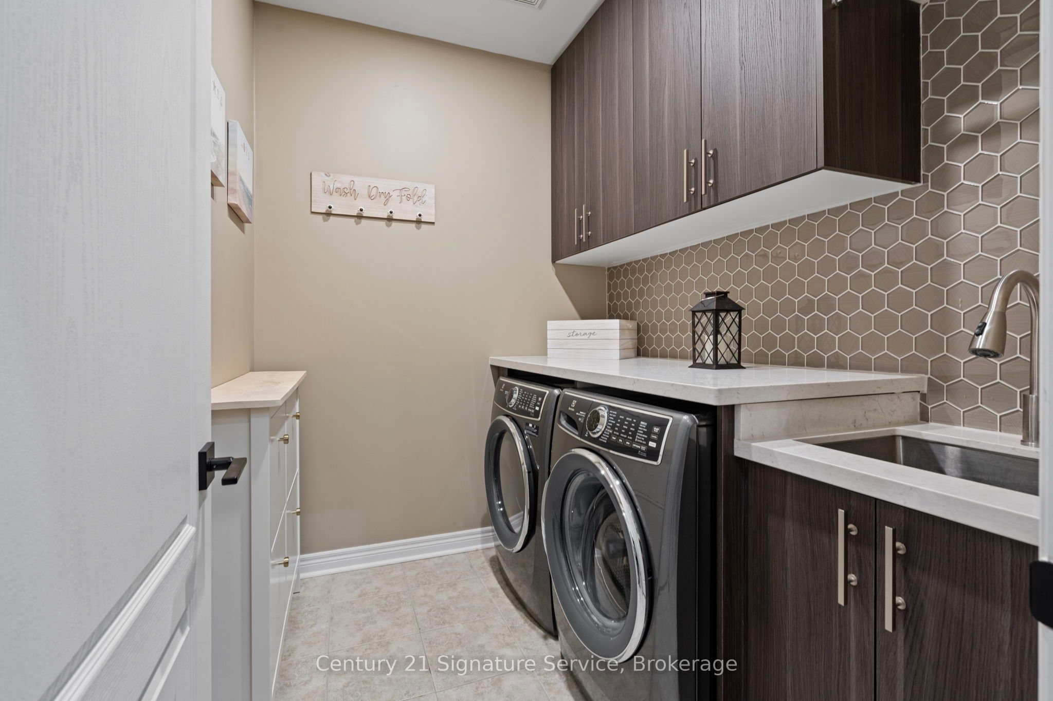 68 Greendale Avenue Property Photo 35