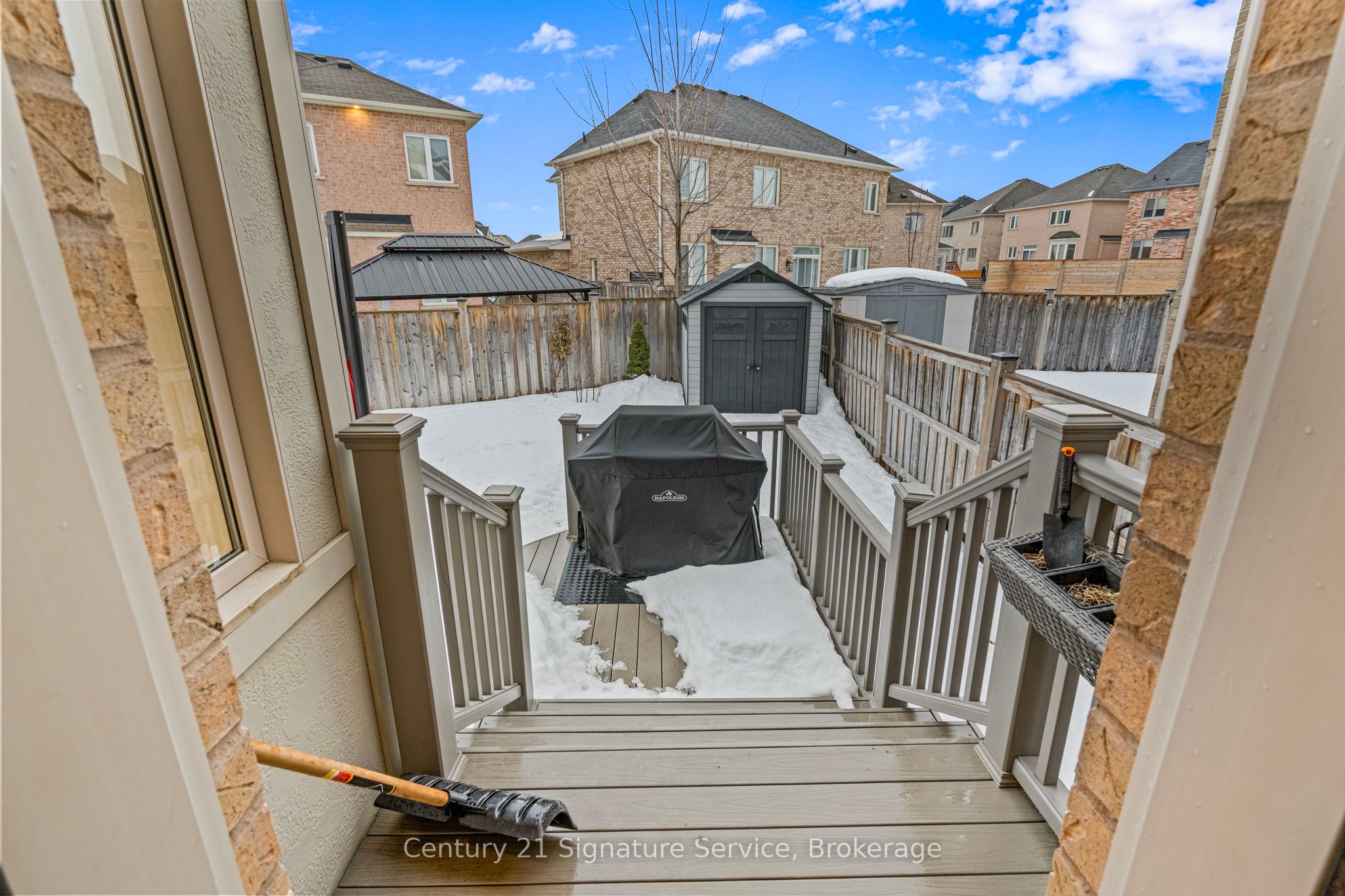 68 Greendale Avenue Property Photo 38