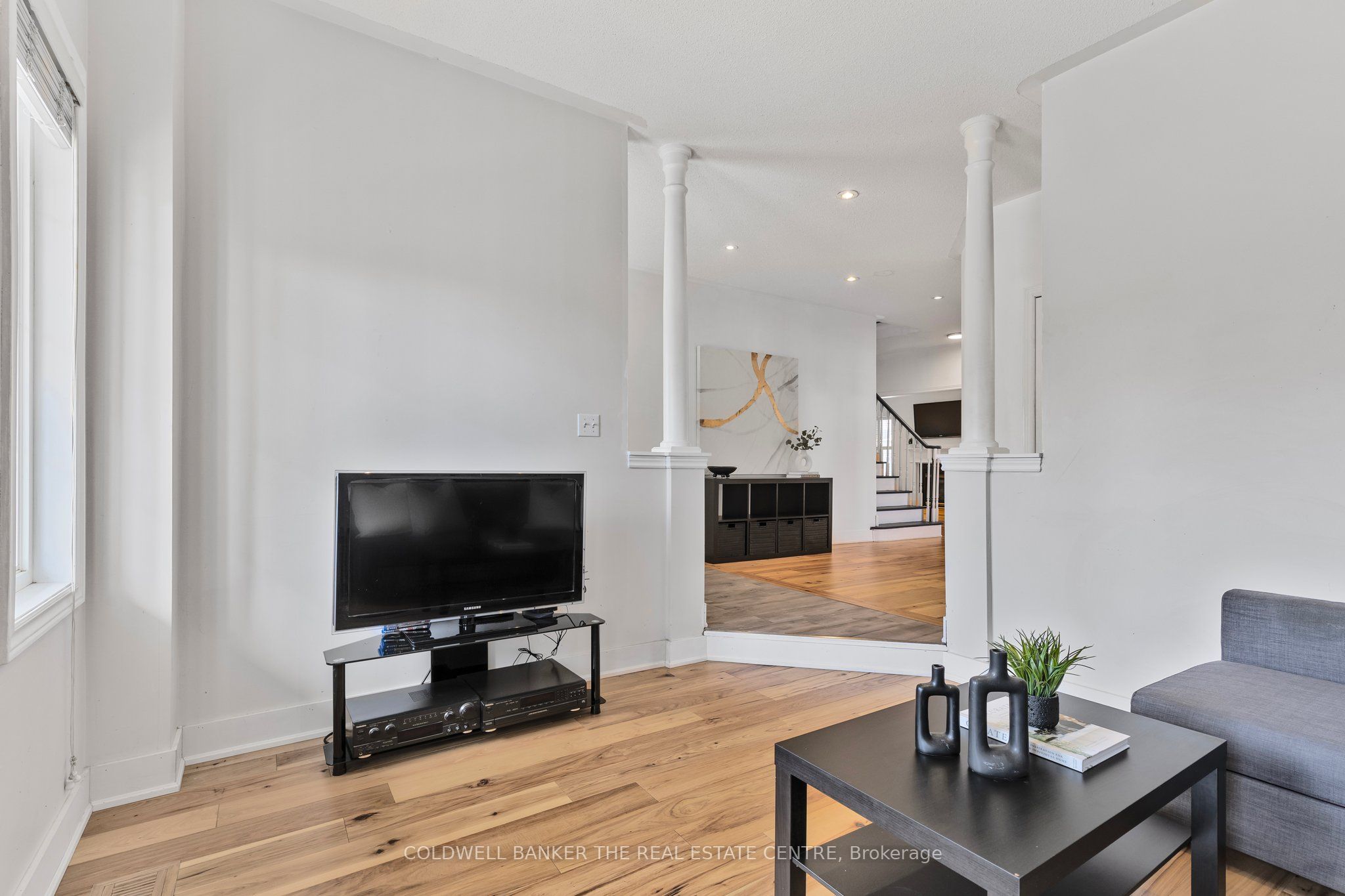 2 Reddenhurst Crescent Property Photo 8
