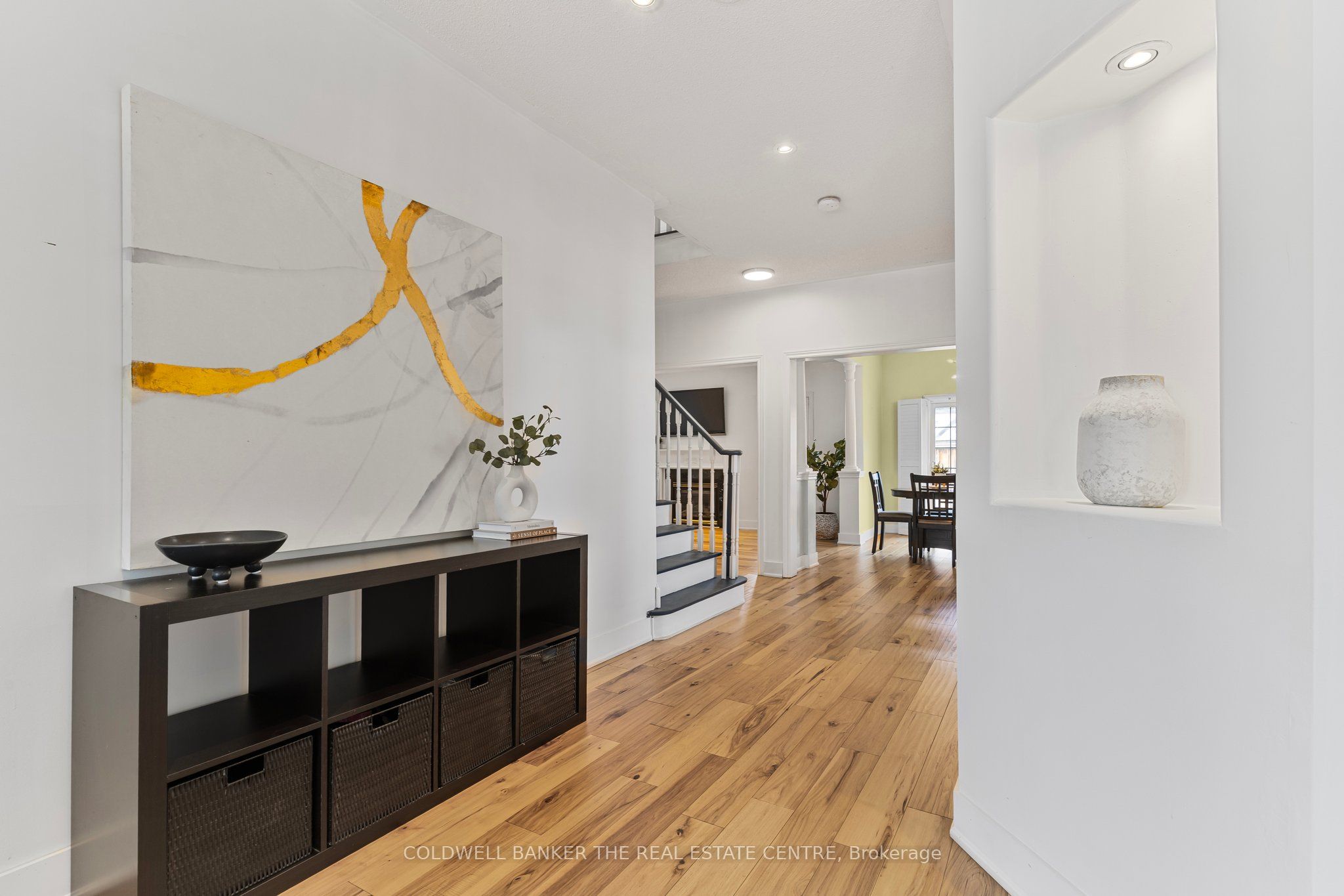 2 Reddenhurst Crescent Property Photo 9