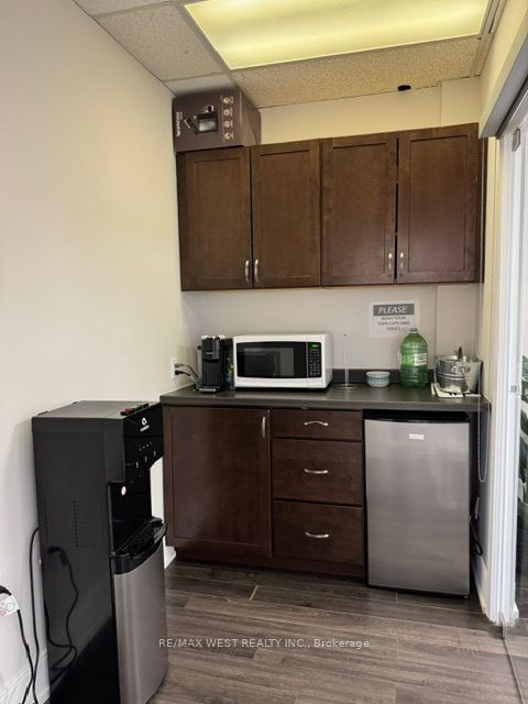 #301 - 3950 14th Avenue Property Photo 5