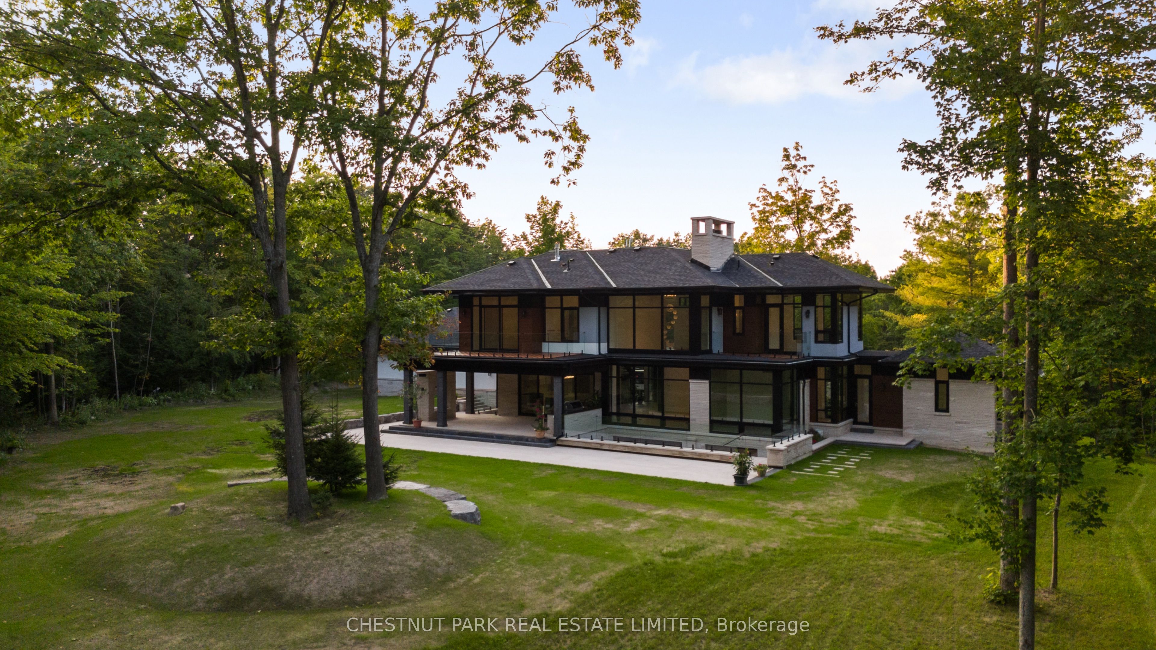 547 Old Stouffville Road Property Photo 2