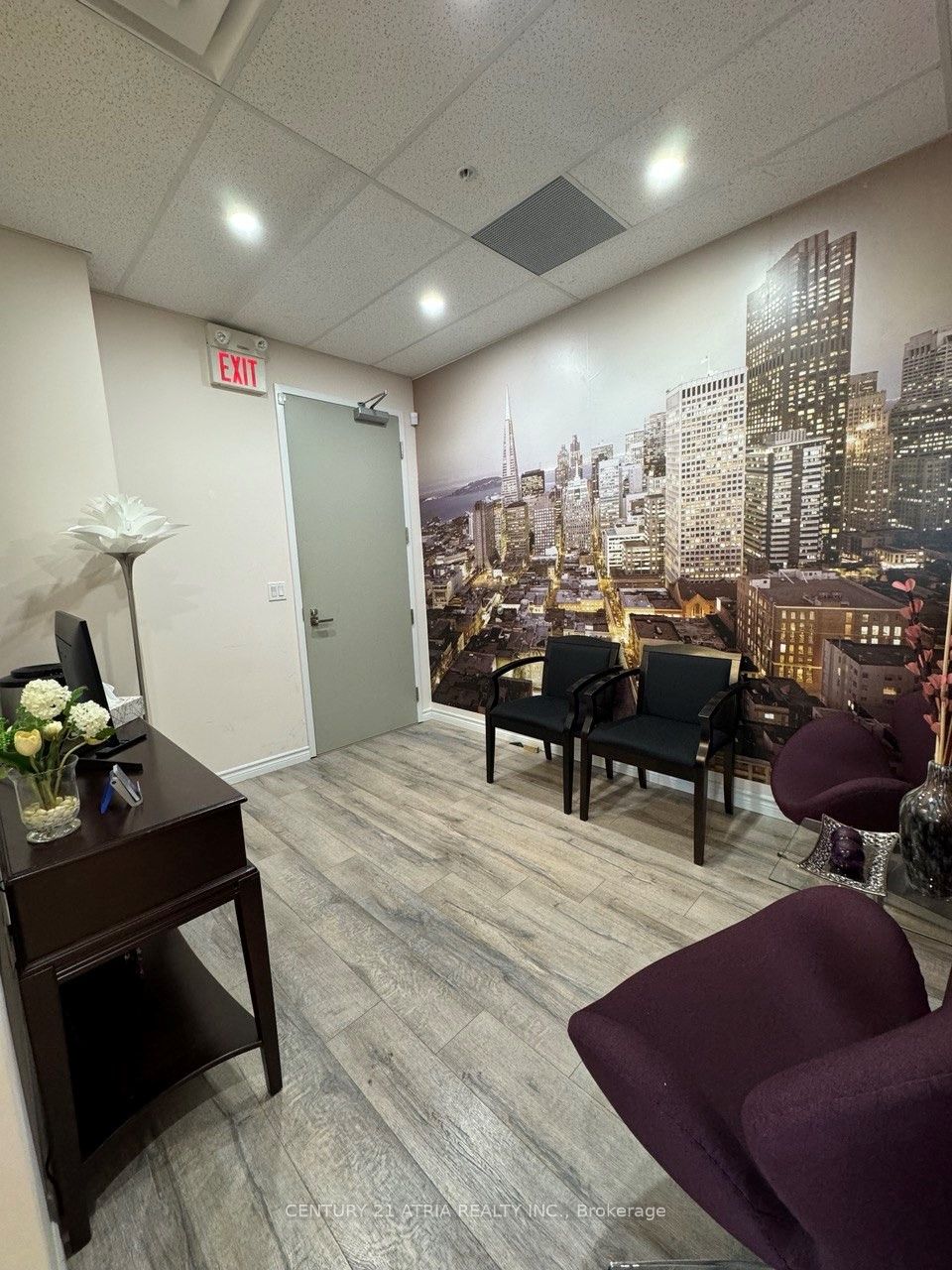 #913-d - 7191 Yonge Street Property Photo 5