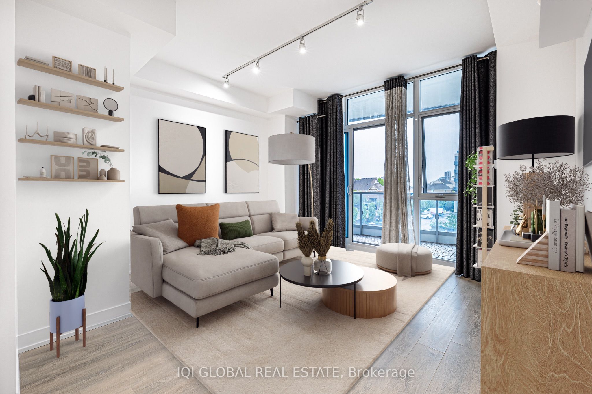 #301 - 9471 Yonge Street Property Photo 8