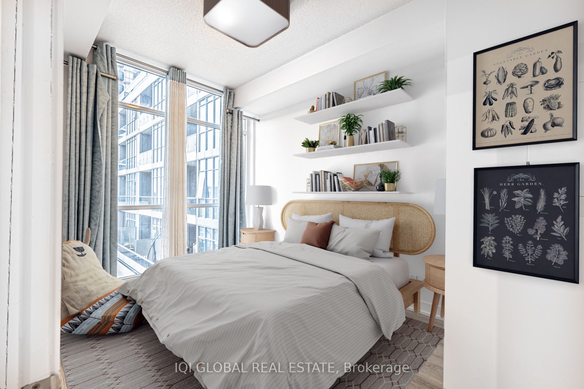 #301 - 9471 Yonge Street Property Photo 13