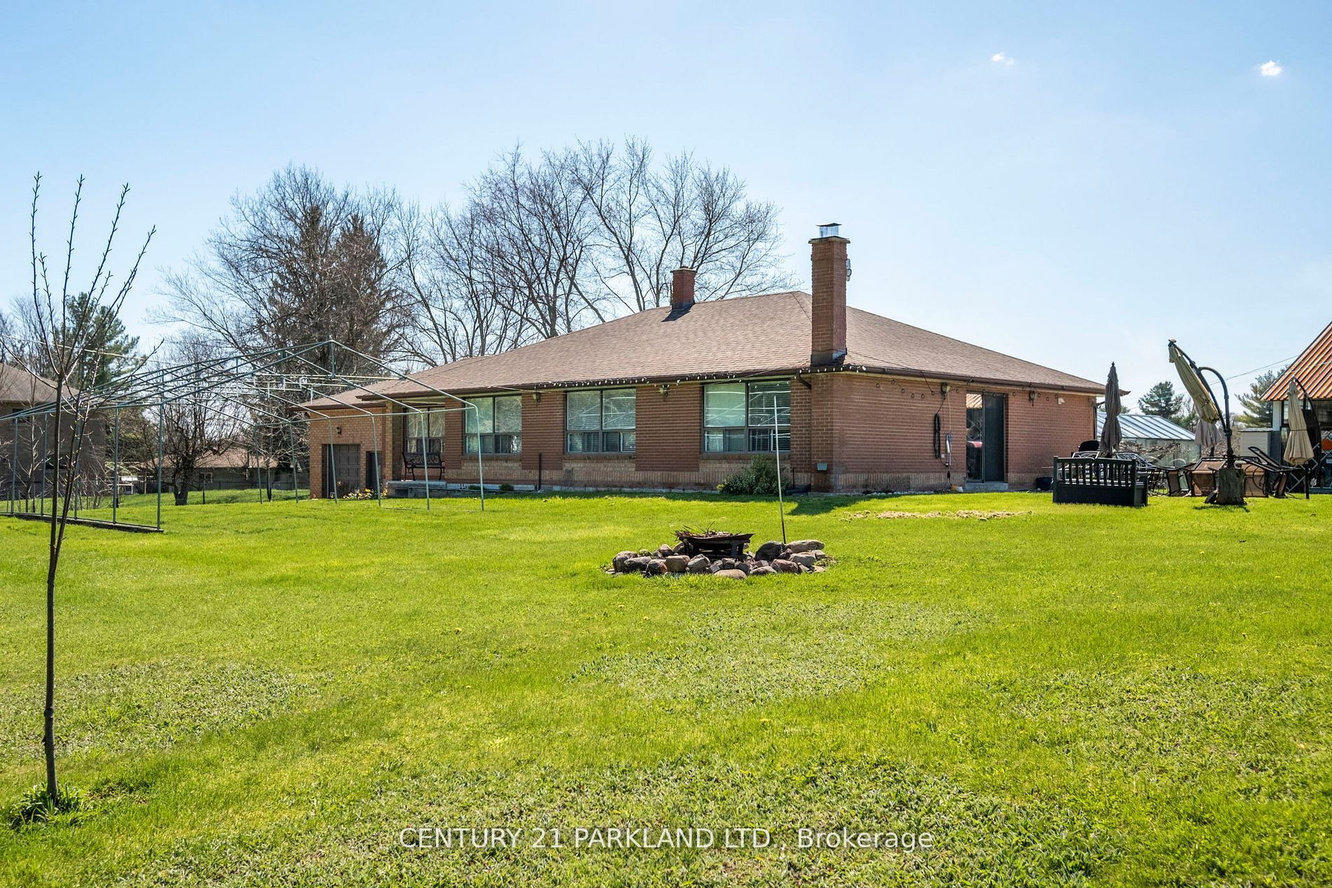 14420 Jane Street Property Photo 2