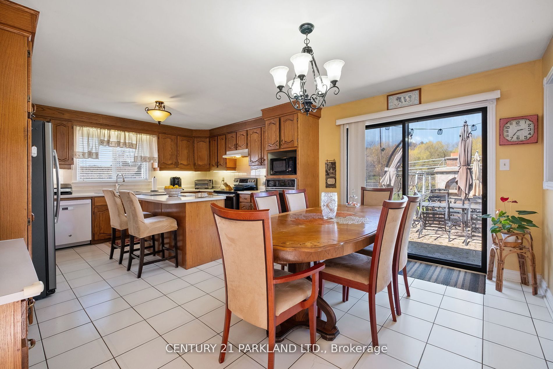 14420 Jane Street Property Photo 5