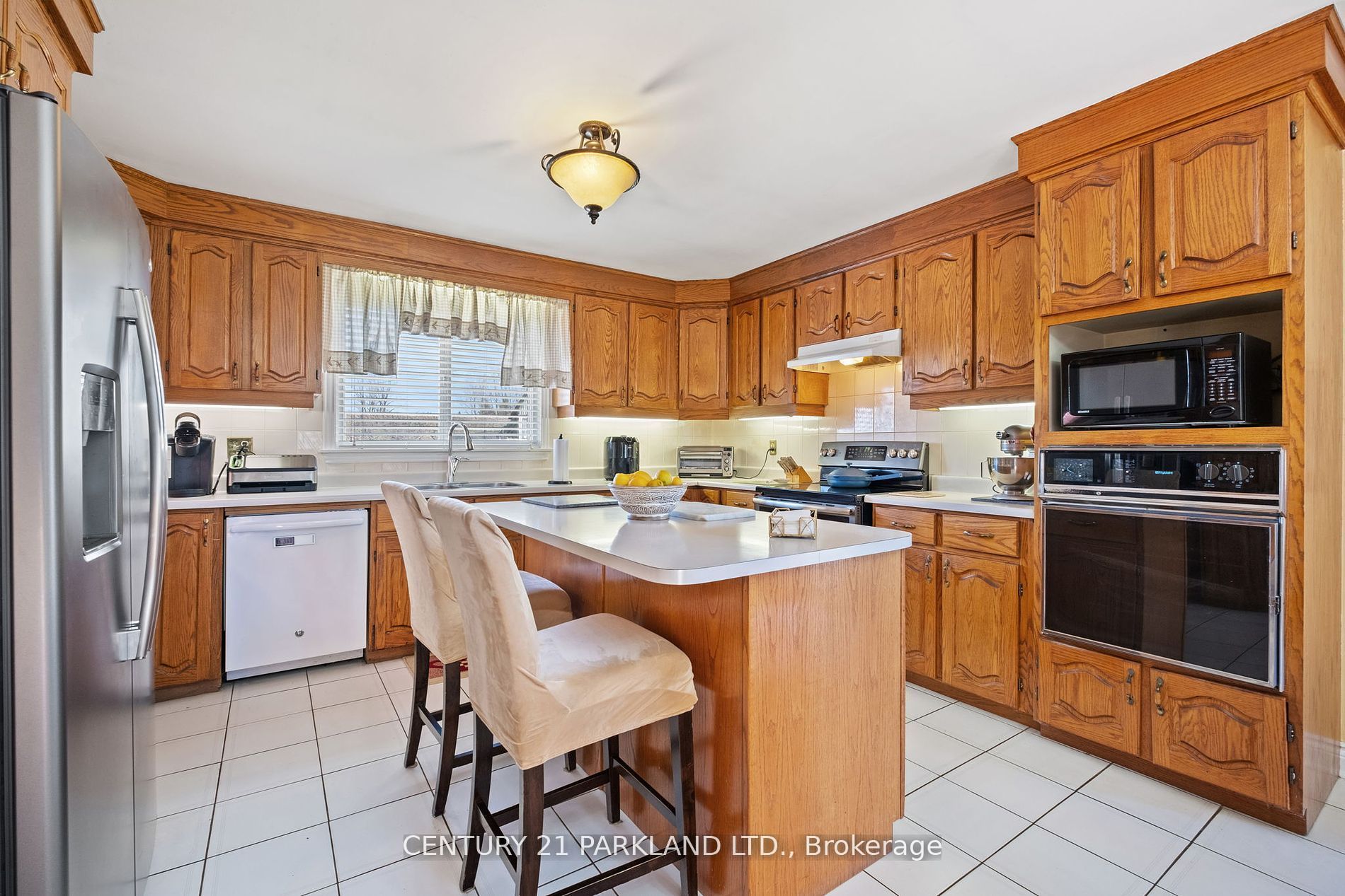 14420 Jane Street Property Photo 6
