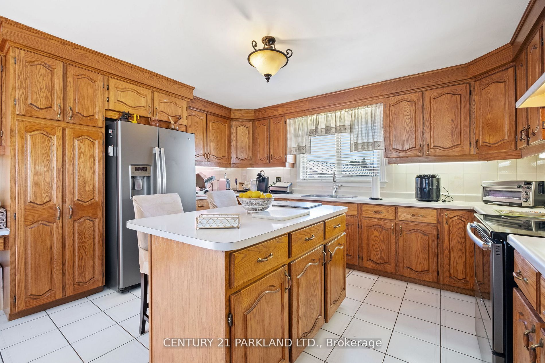 14420 Jane Street Property Photo 7