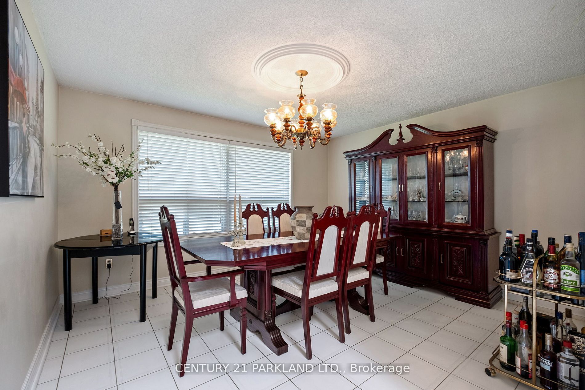 14420 Jane Street Property Photo 11