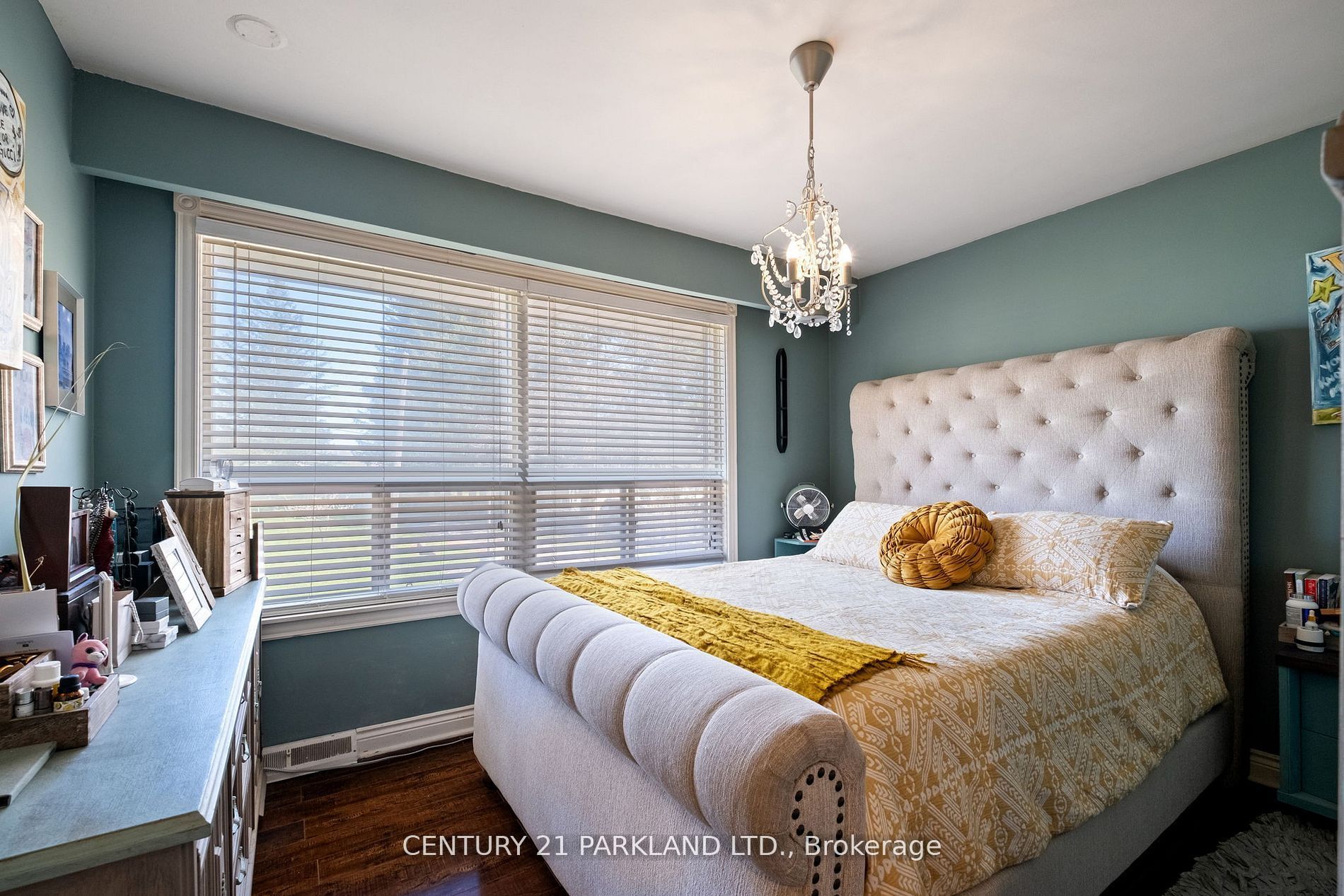 14420 Jane Street Property Photo 14