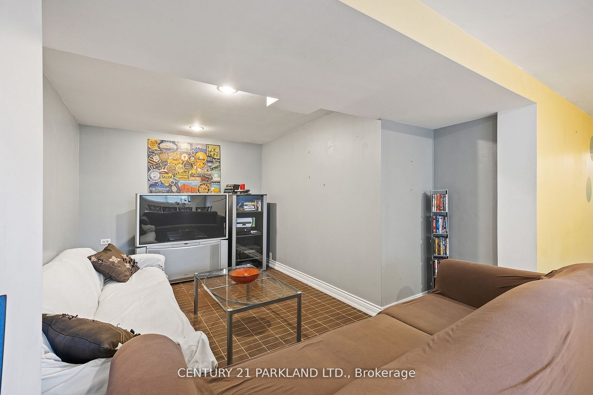 14420 Jane Street Property Photo 26