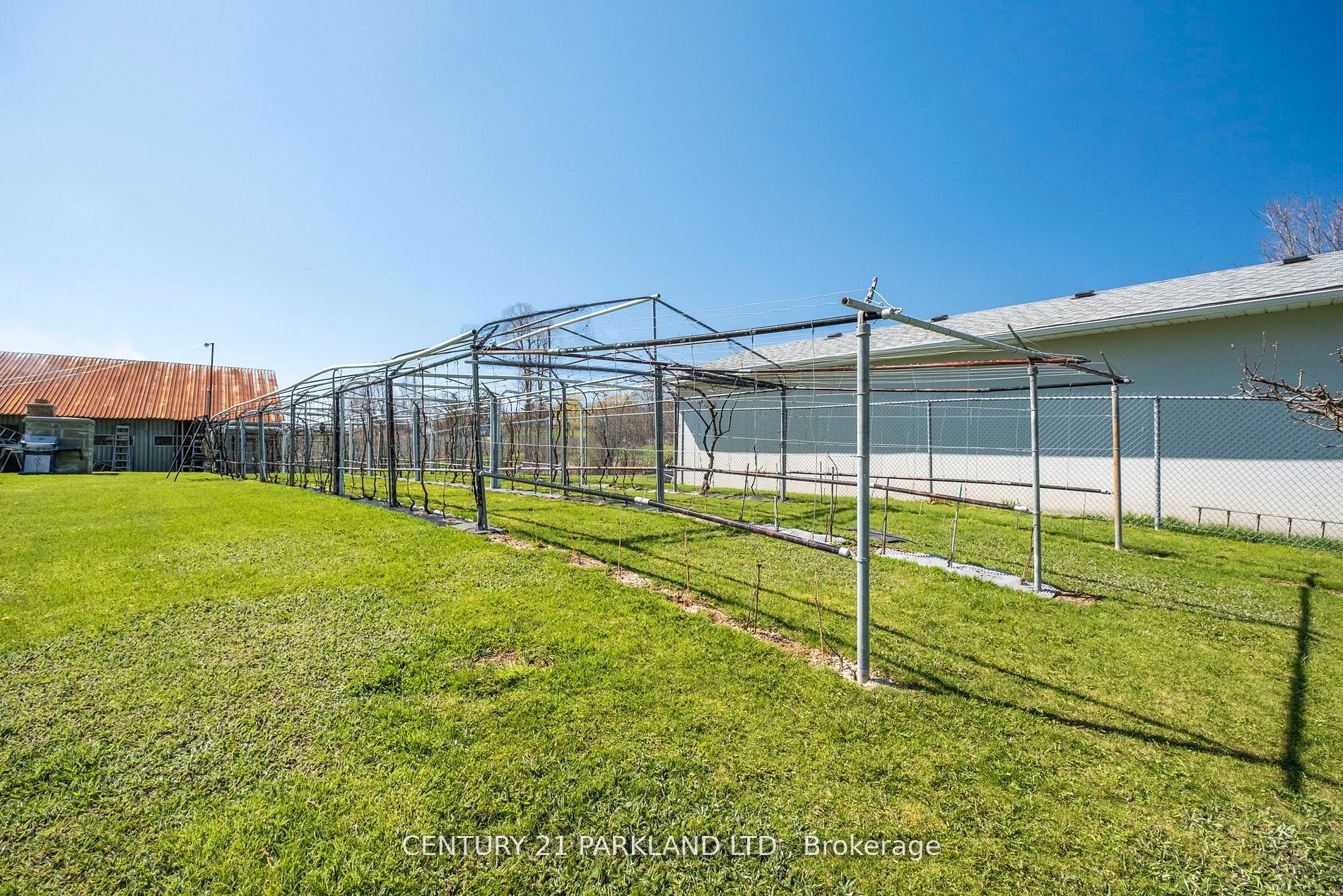 14420 Jane Street Property Photo 32