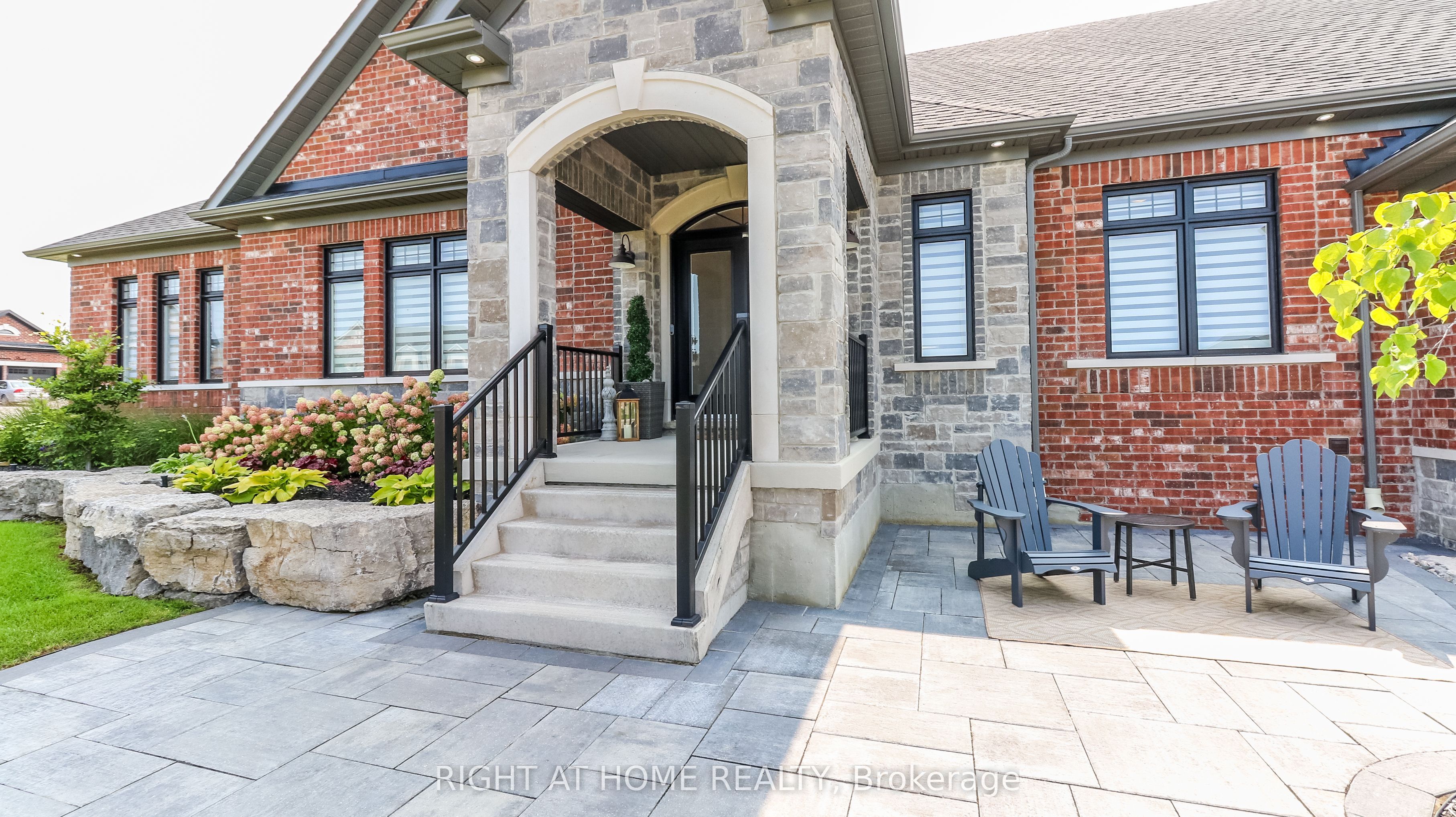27 Mckeown Street Property Photo 4