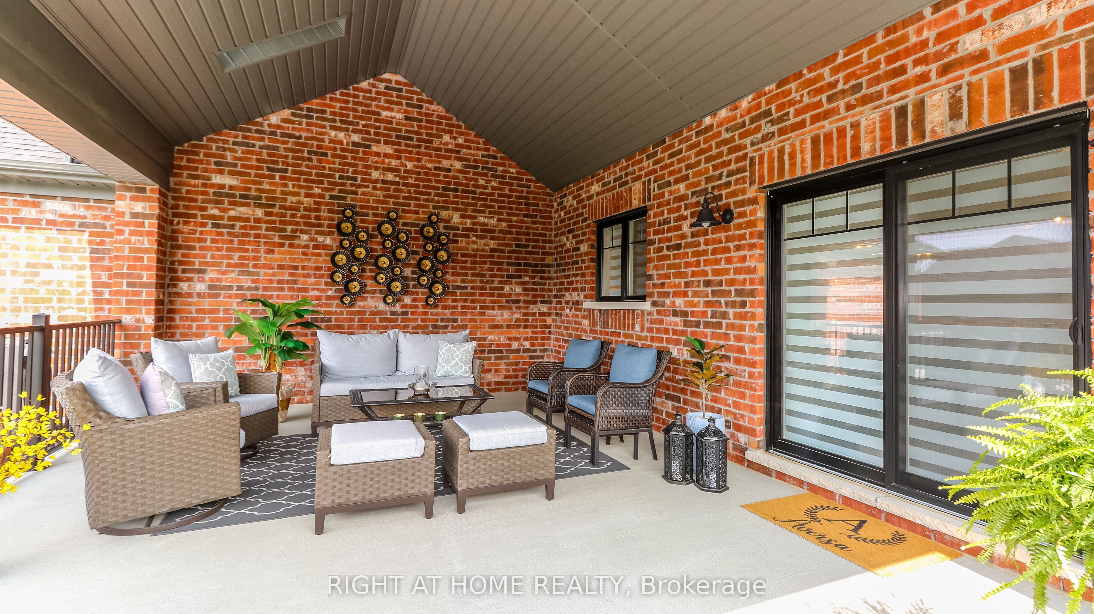 27 Mckeown Street Property Photo 10
