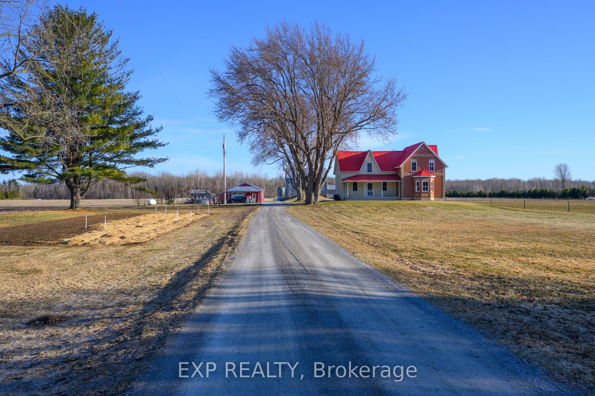 8923 Morning Glory Road Property Photo 1