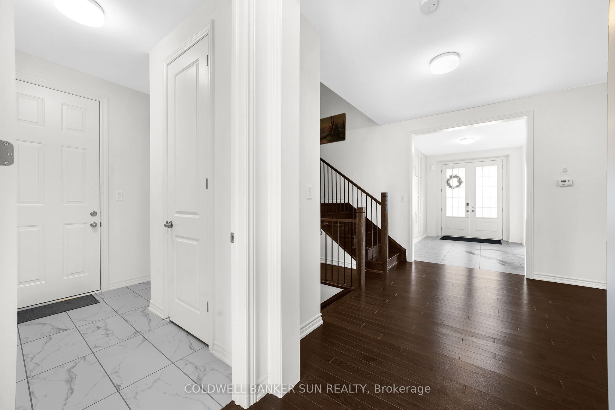 15 Hummingbird Grove E Property Photo 6