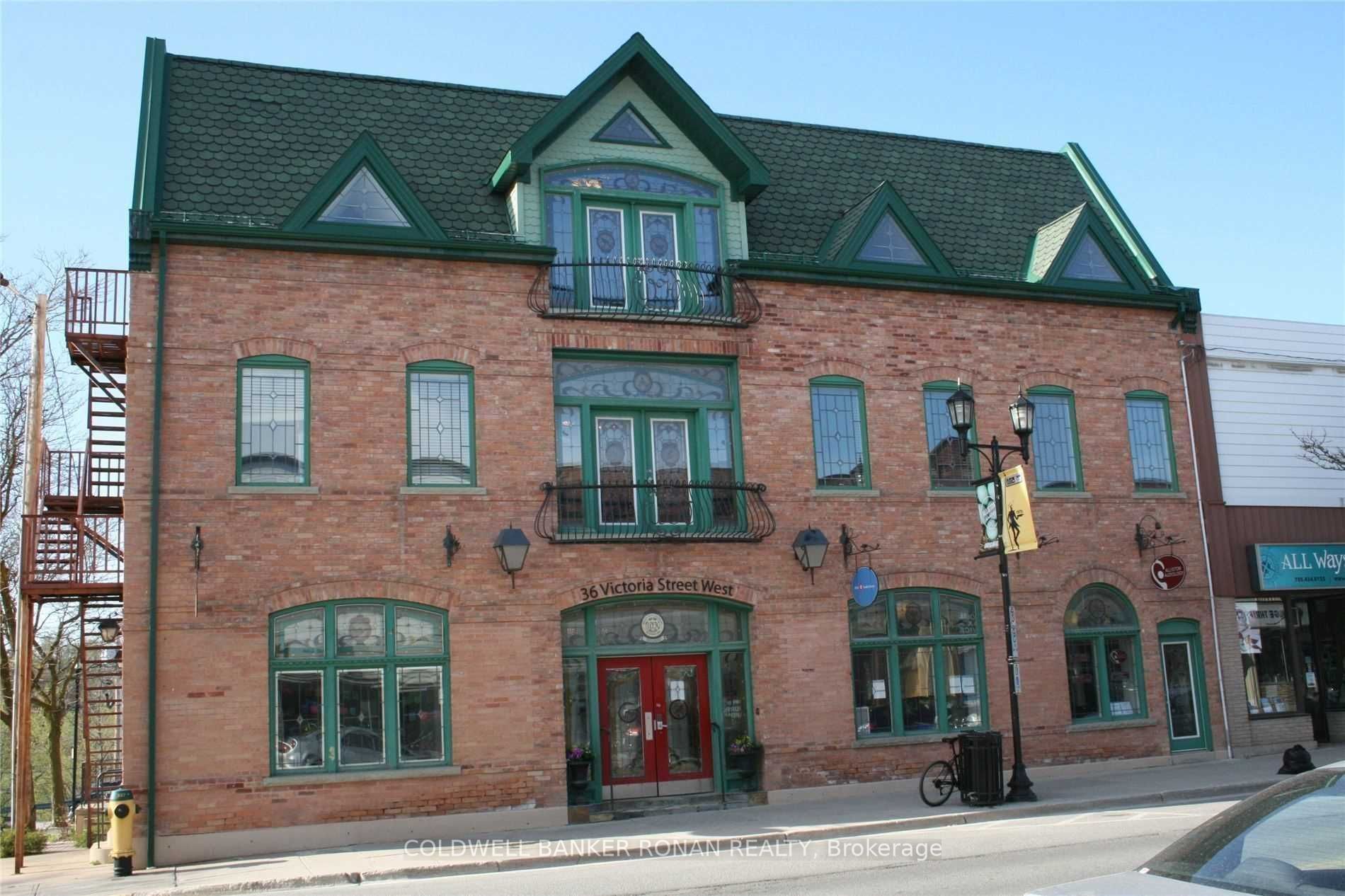 #211 - 36 Victoria Street Property Photo 5