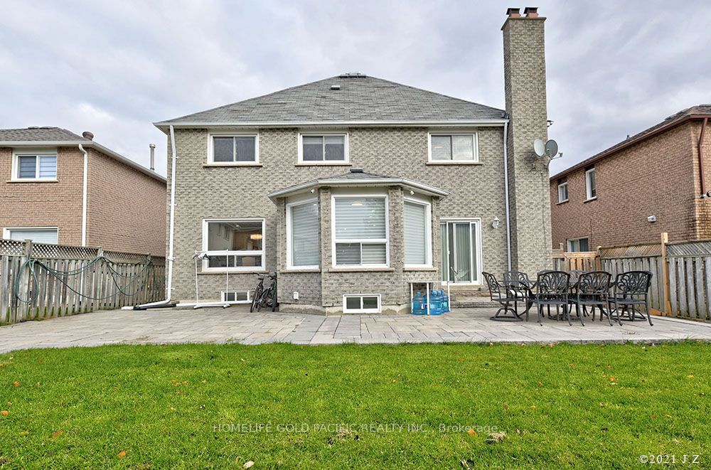 48 Havagal Crescent Property Photo 17
