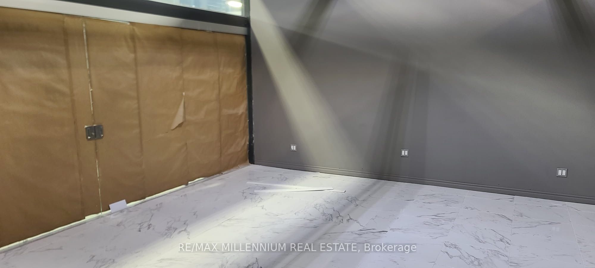 #210 - 7250 Keele Street Property Photo 2