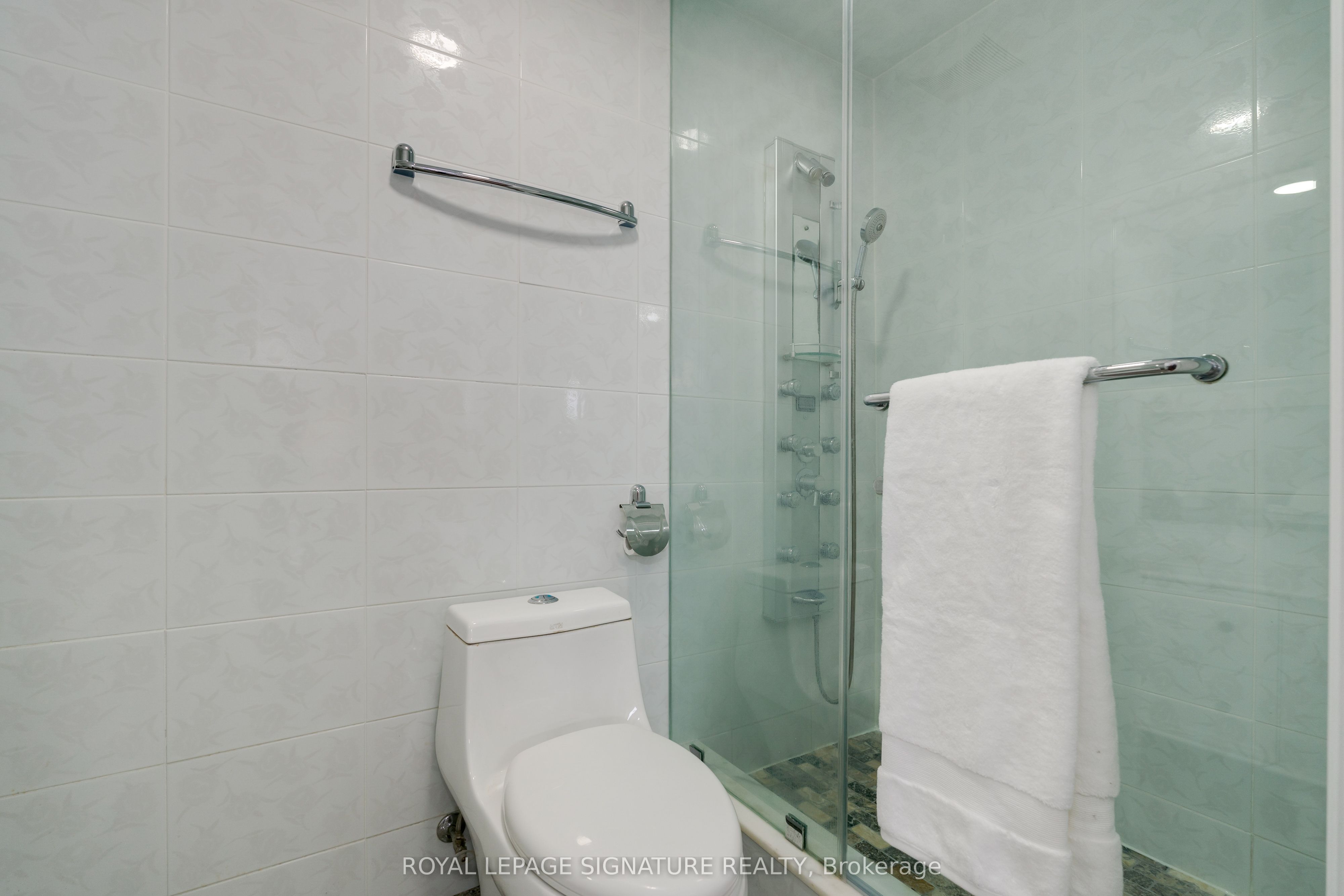 339 Elmwood Avenue Property Photo 31